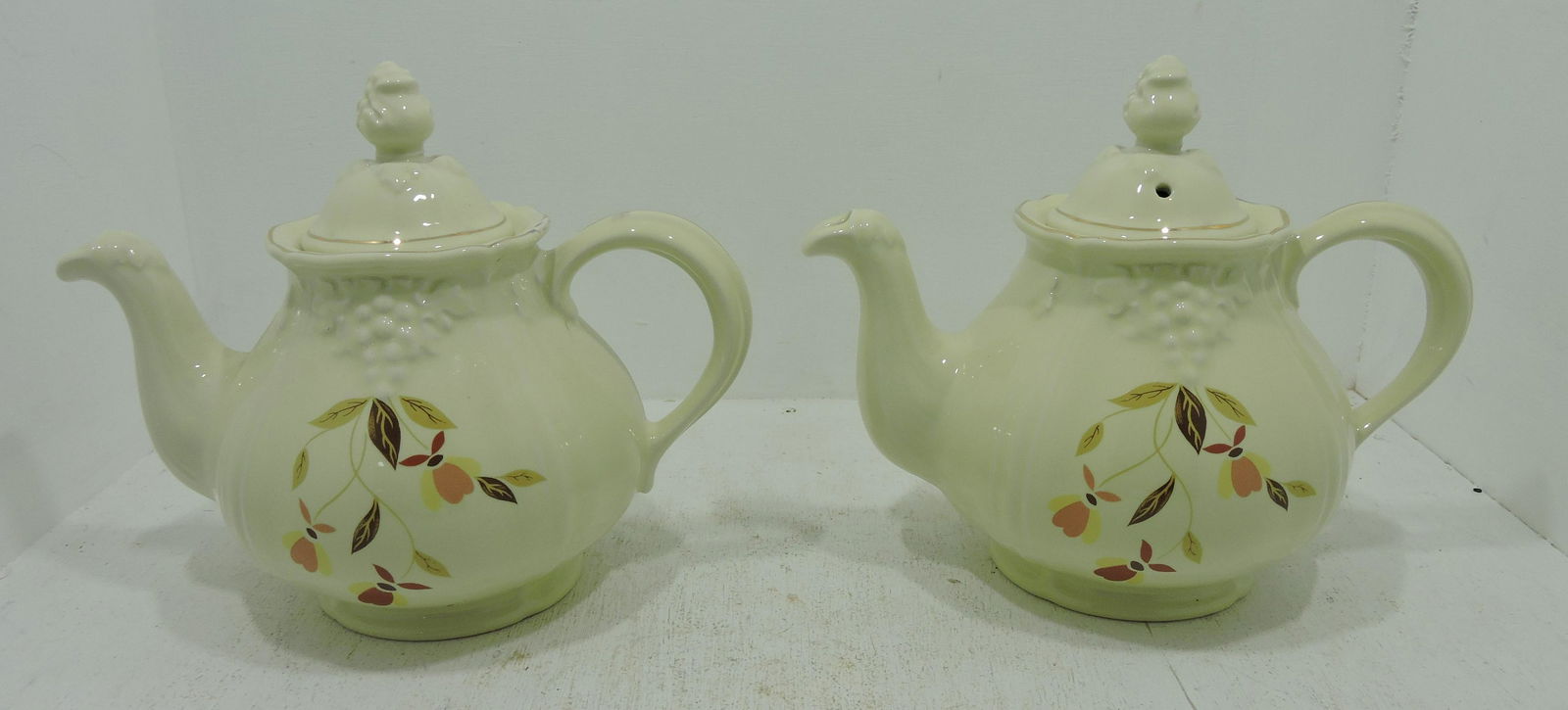 Hall China Autumn Leaf lot of 2 grape teapots (1 of 1)