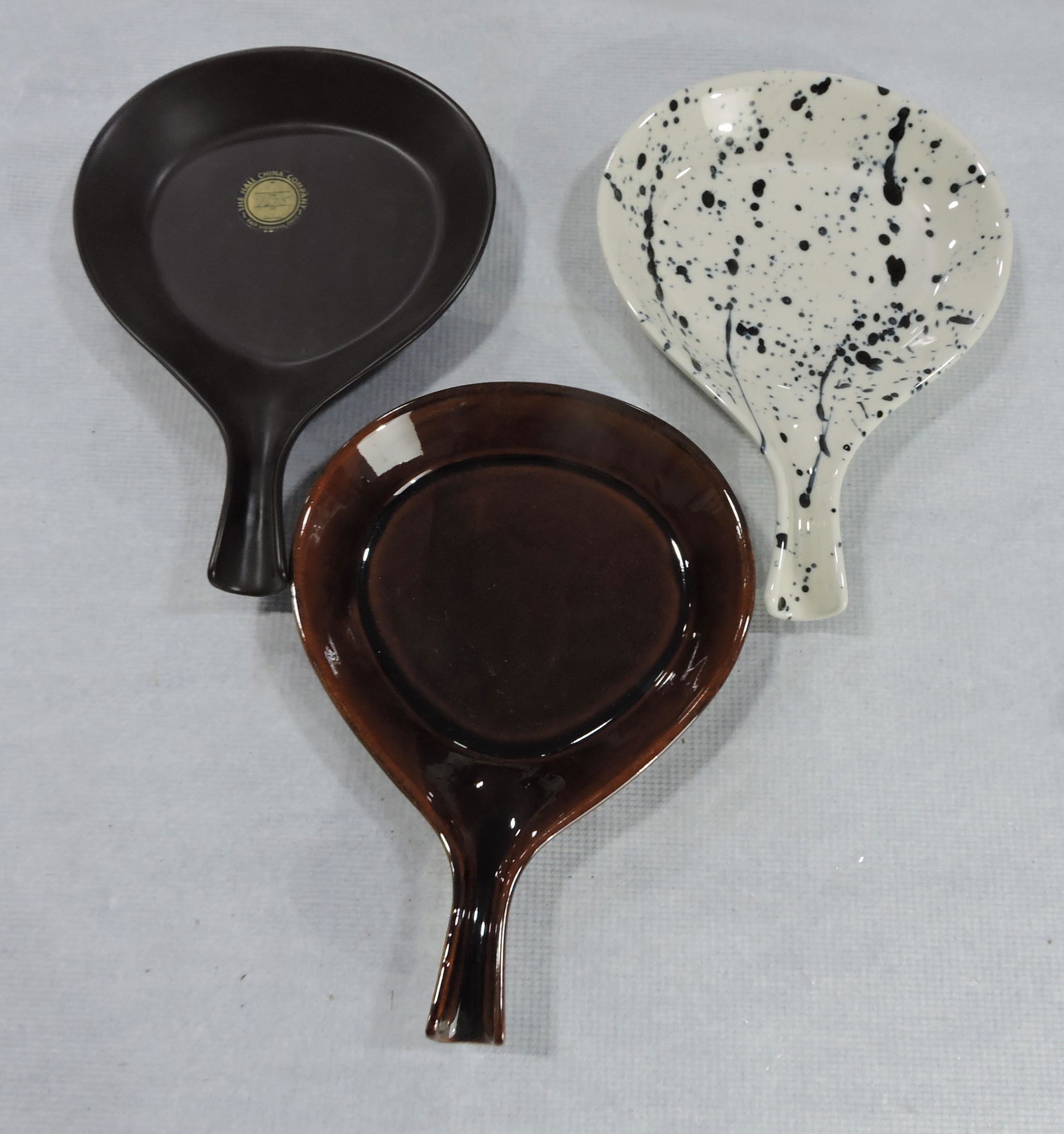 Hall China fry pan baker lot of 3, 2 samples (1 of 1)