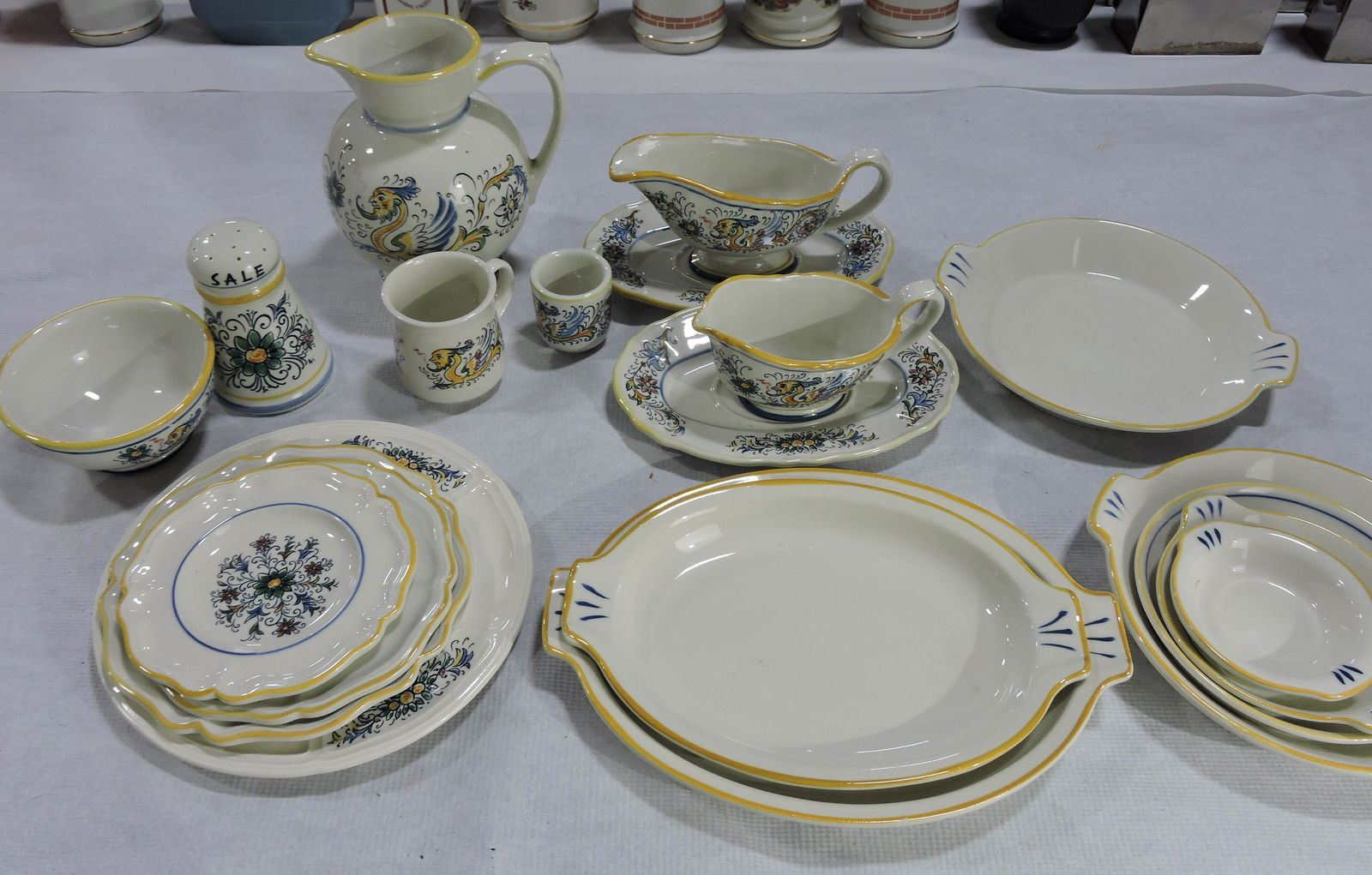 Hall China lot of dinnerware, some samples (1 of 1)