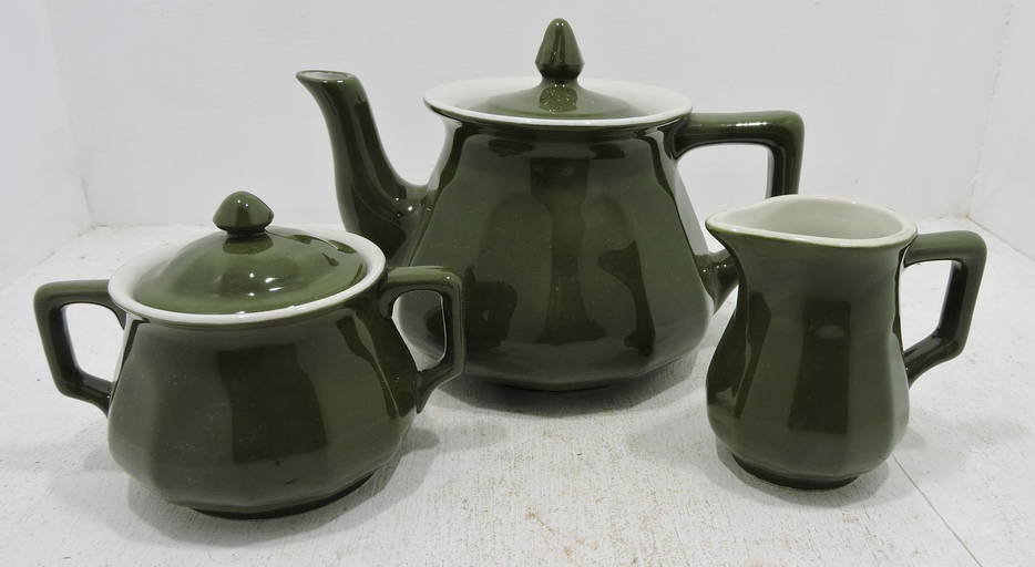 Hall China Bellevue Teapot, Creamer, & Sugar,