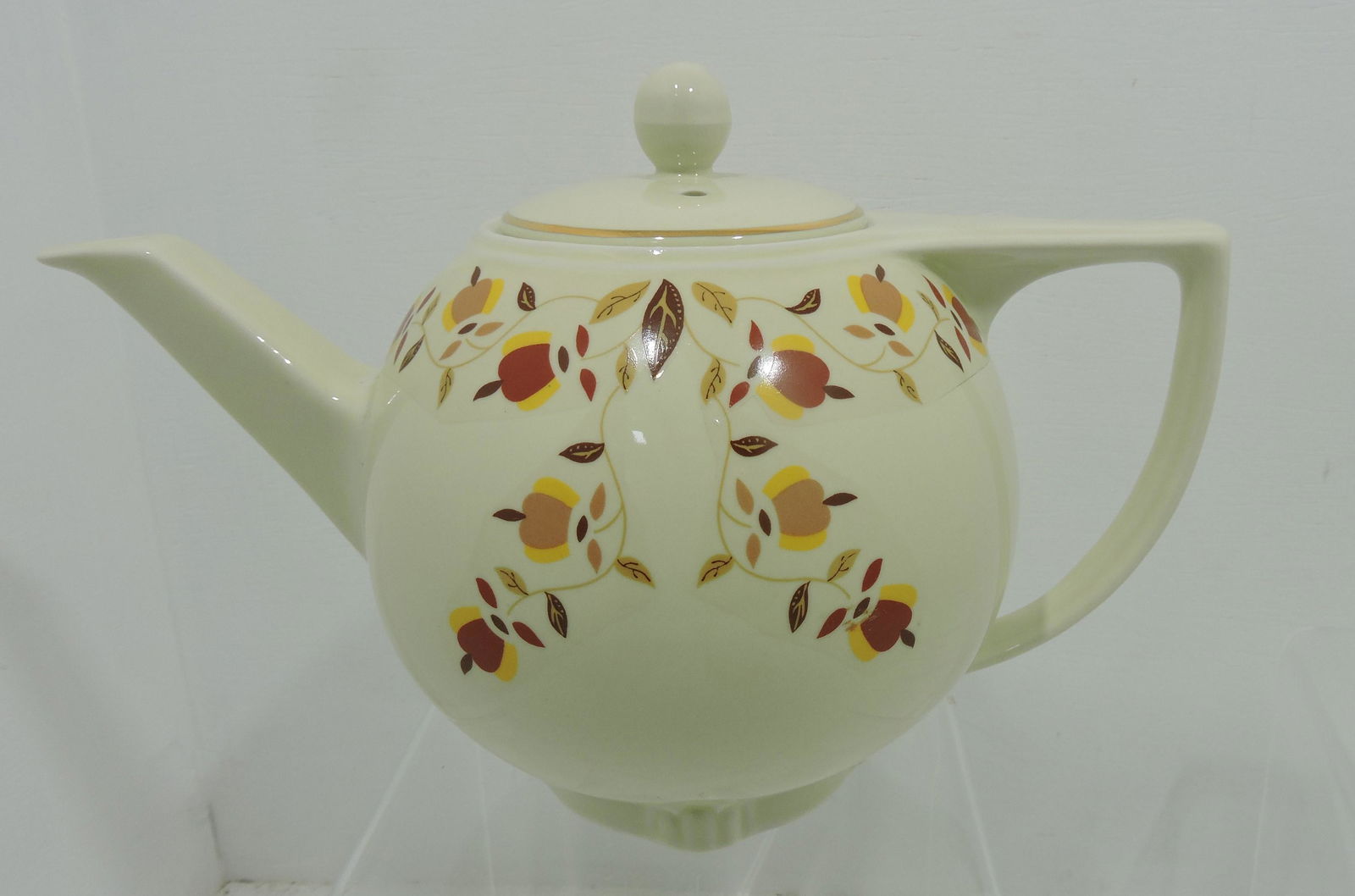 Hall China Autumn Leaf Star teapot (1 of 1)