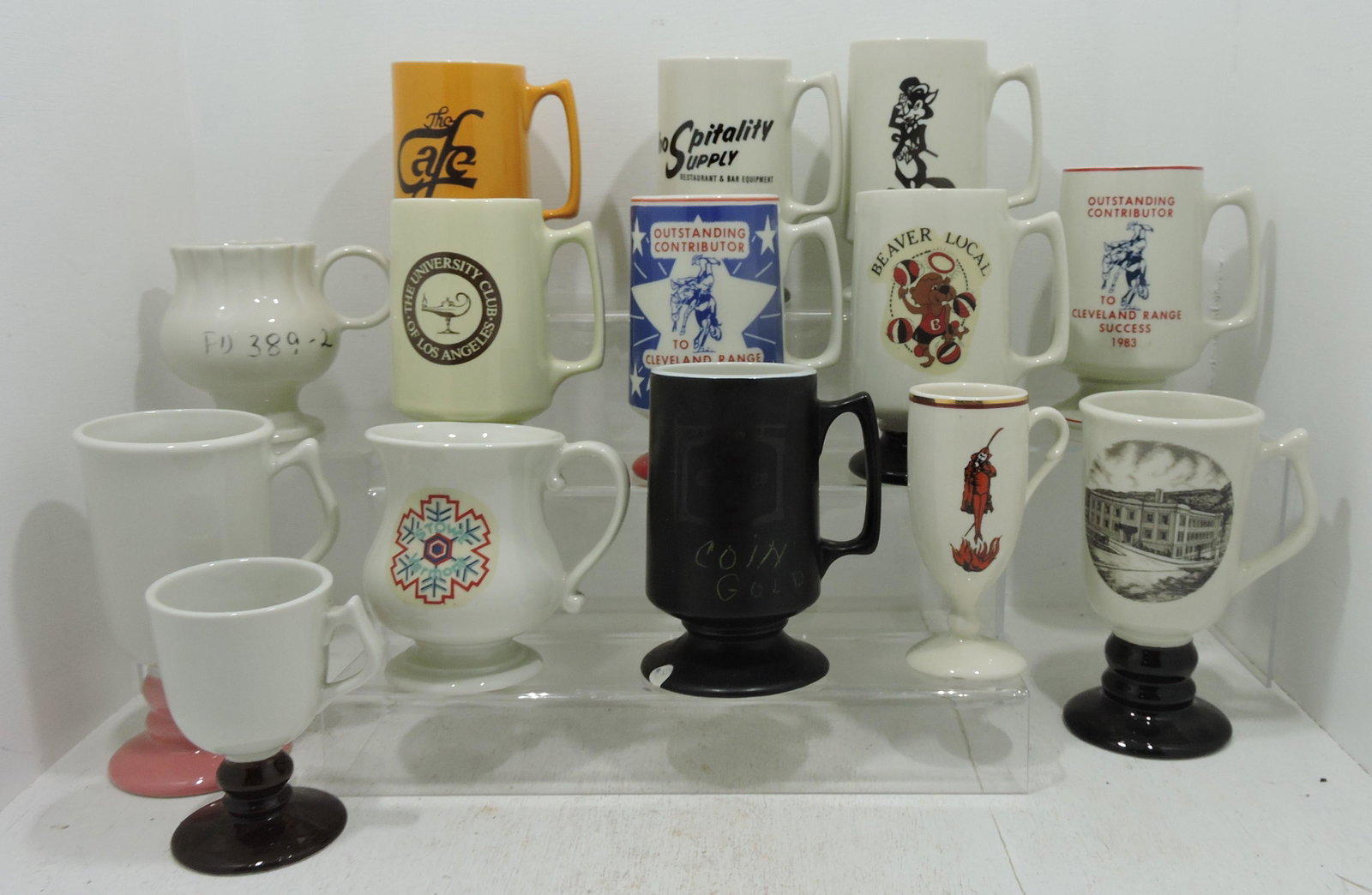 Hall China lot of 14 mugs: .