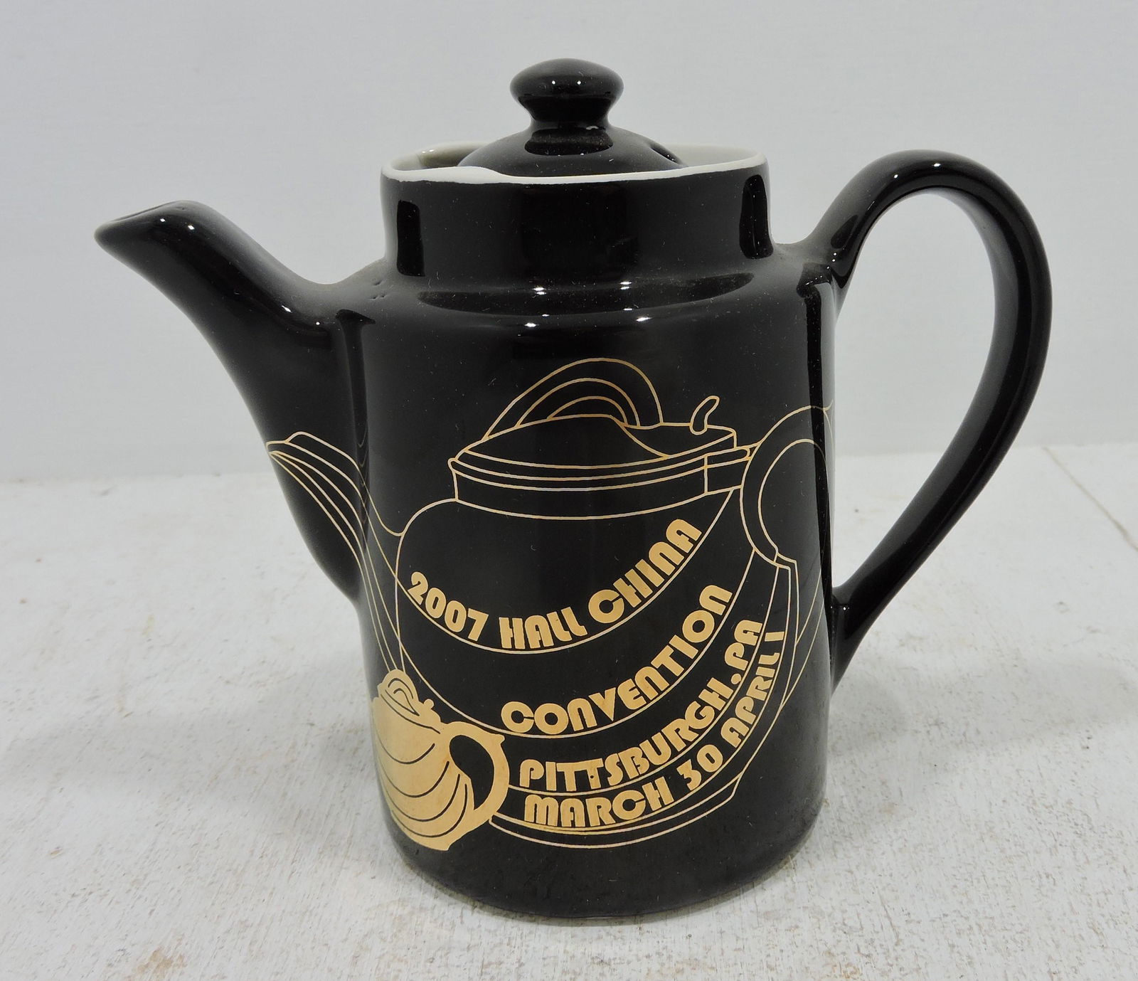 Hall China teapot, 2007 Hall China Convention: Pittsburgh