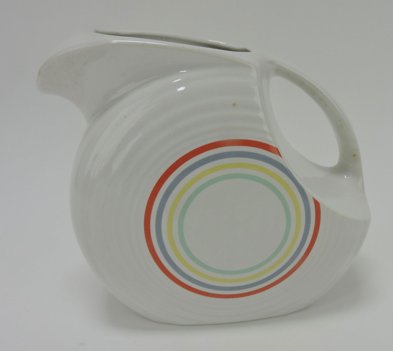 Fiesta Post 86 disc water pitcher, (1 of 1)