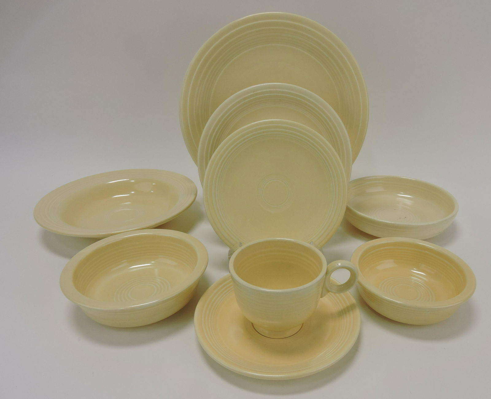 Fiesta 10 pc place setting, ivory (1 of 1)