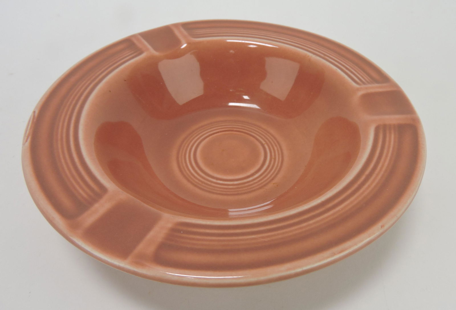 Fiesta ashtray, rose (1 of 1)