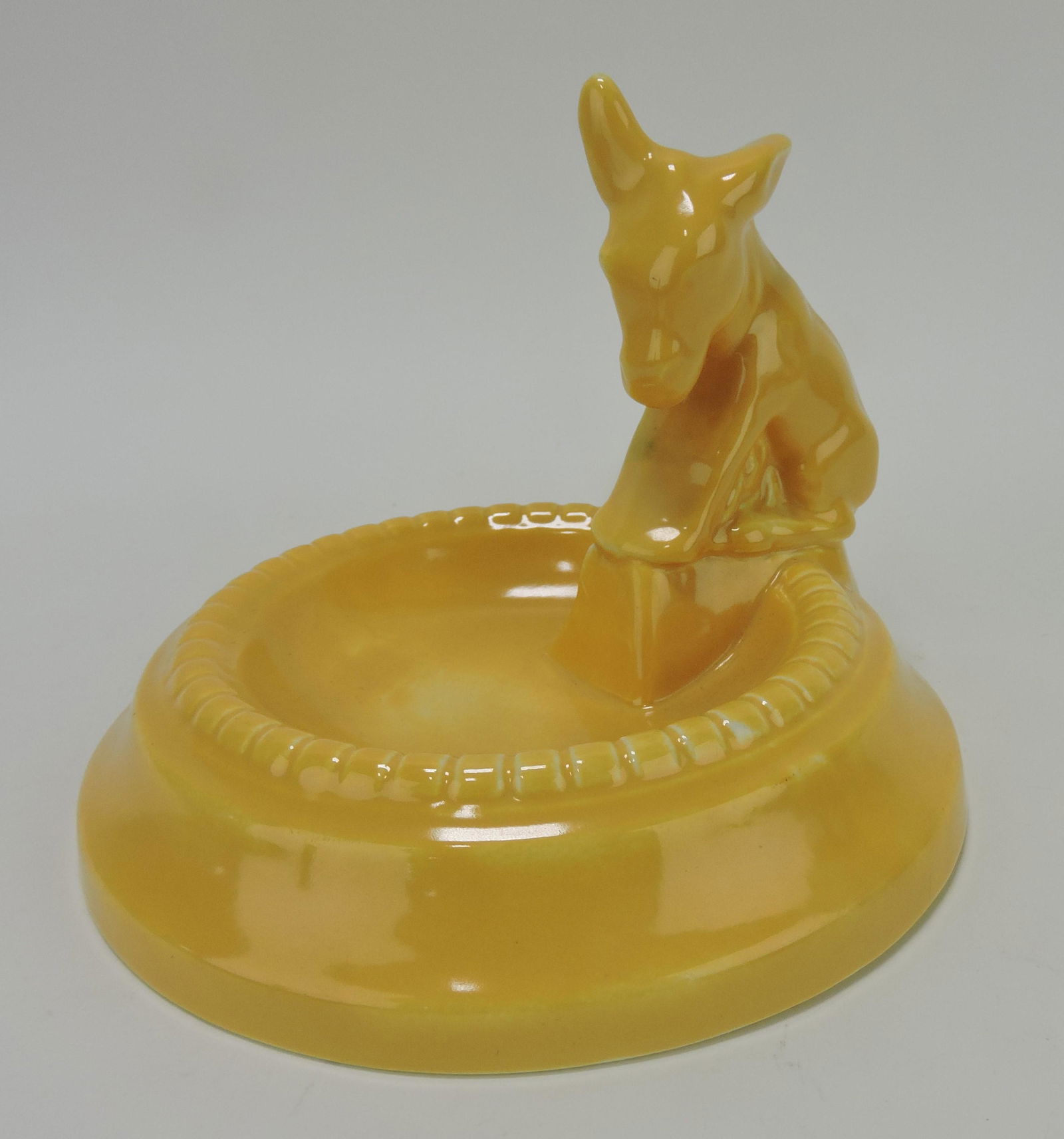 RARE Fiesta figural dresser tray with (1 of 3)