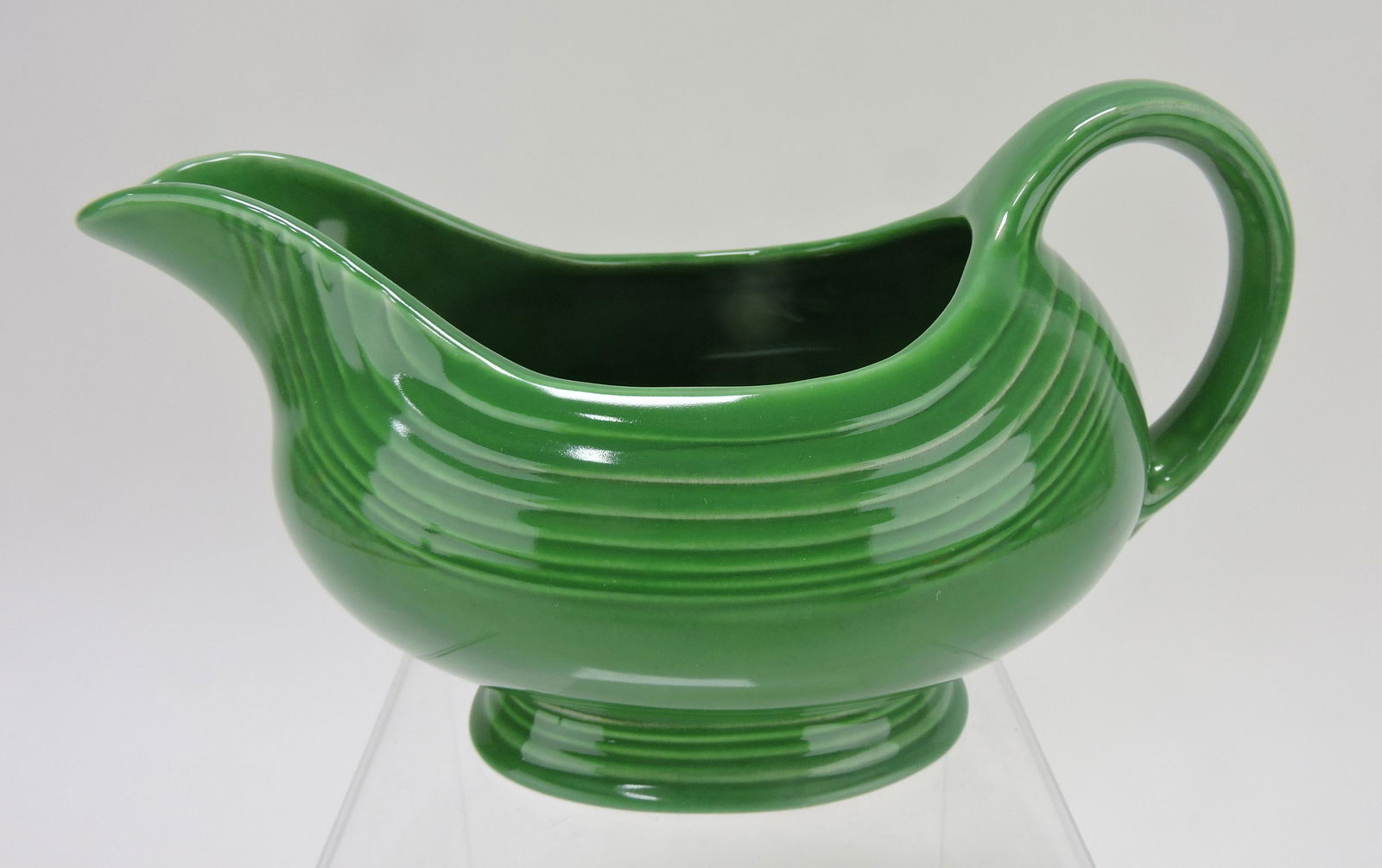 Fiesta sauce boat, medium green (1 of 1)