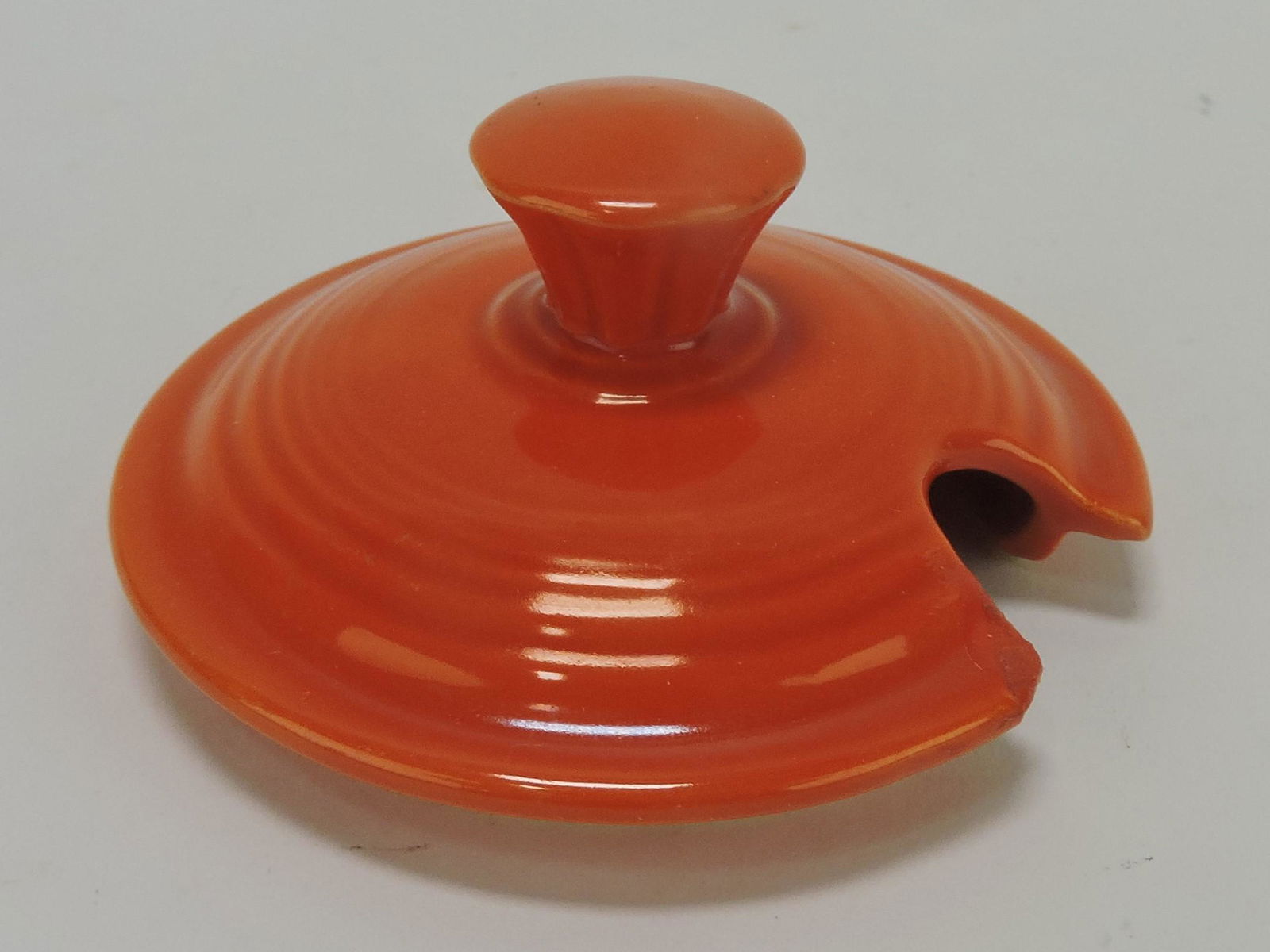 Fiesta marmalade lid, red, repair (1 of 1)