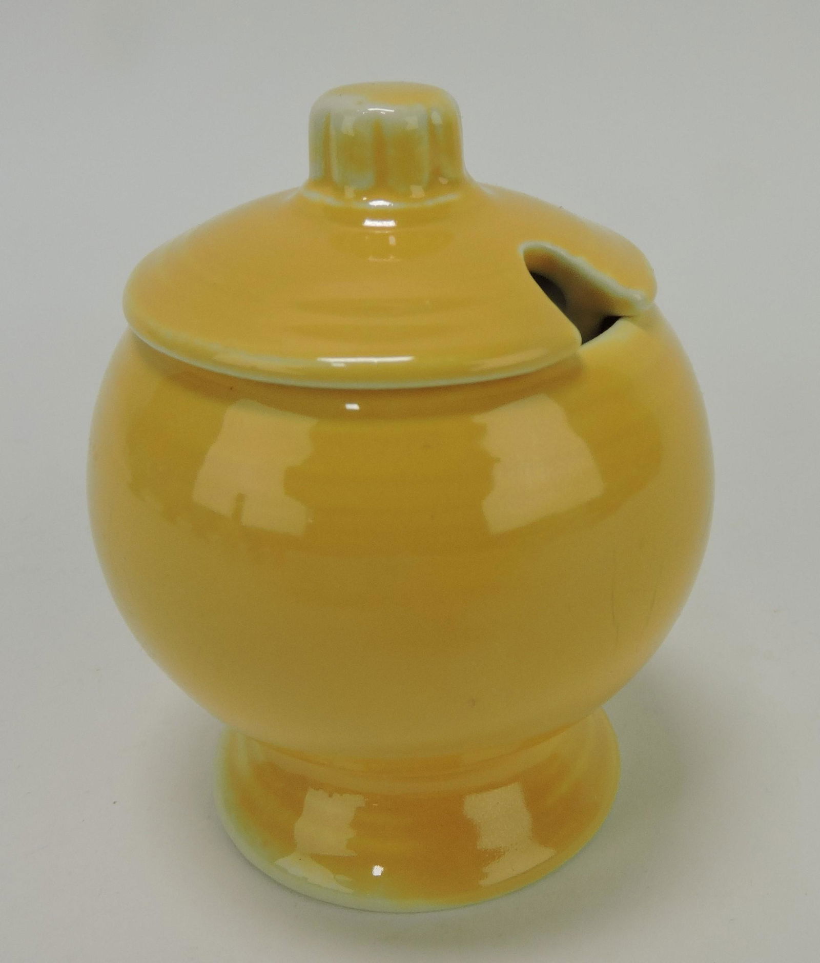 Fiesta mustard, yellow (1 of 1)