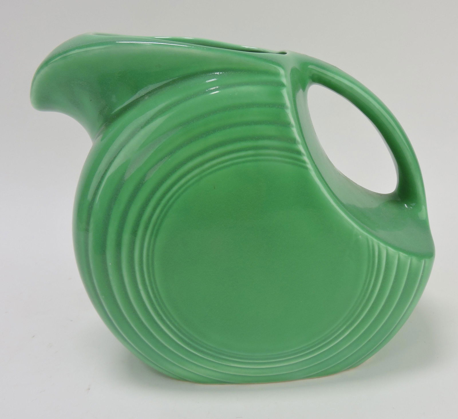 Fiesta disc water pitcher, green (1 of 1)