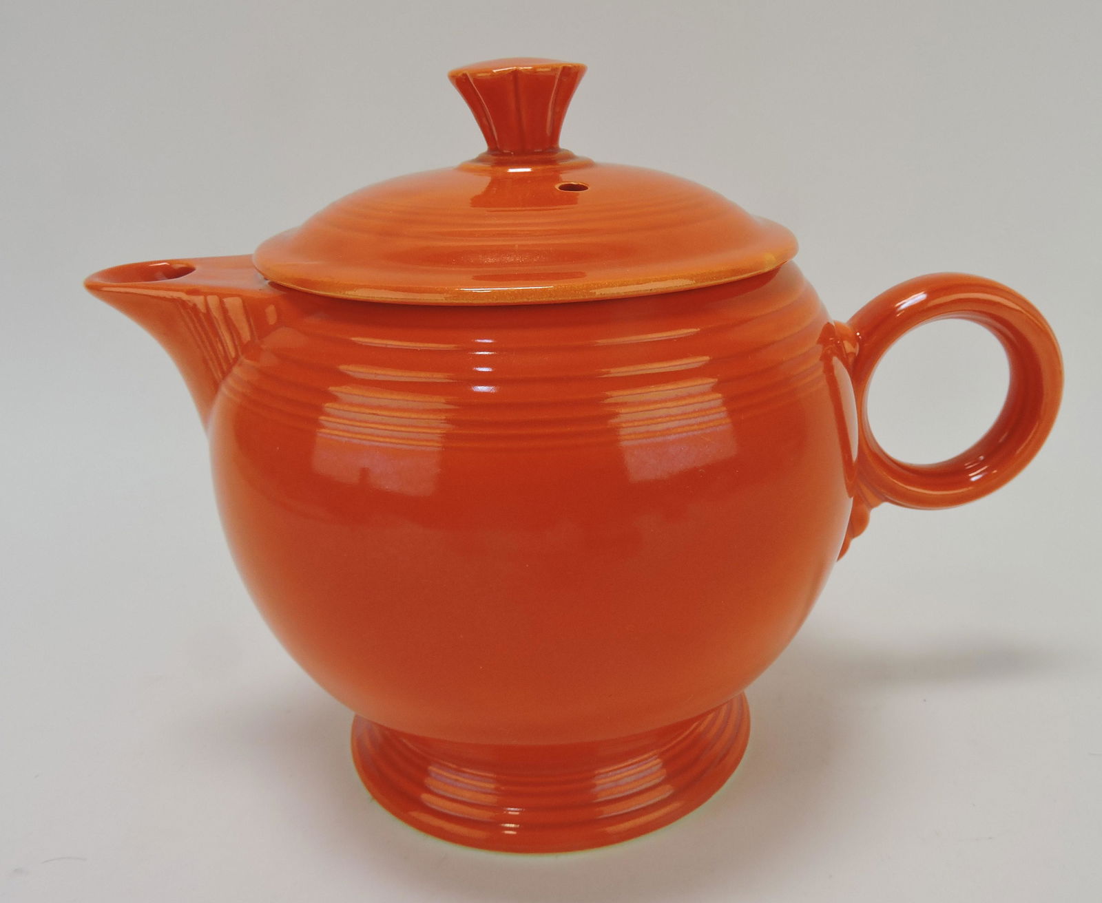 Fiesta large teapot, red (1 of 1)