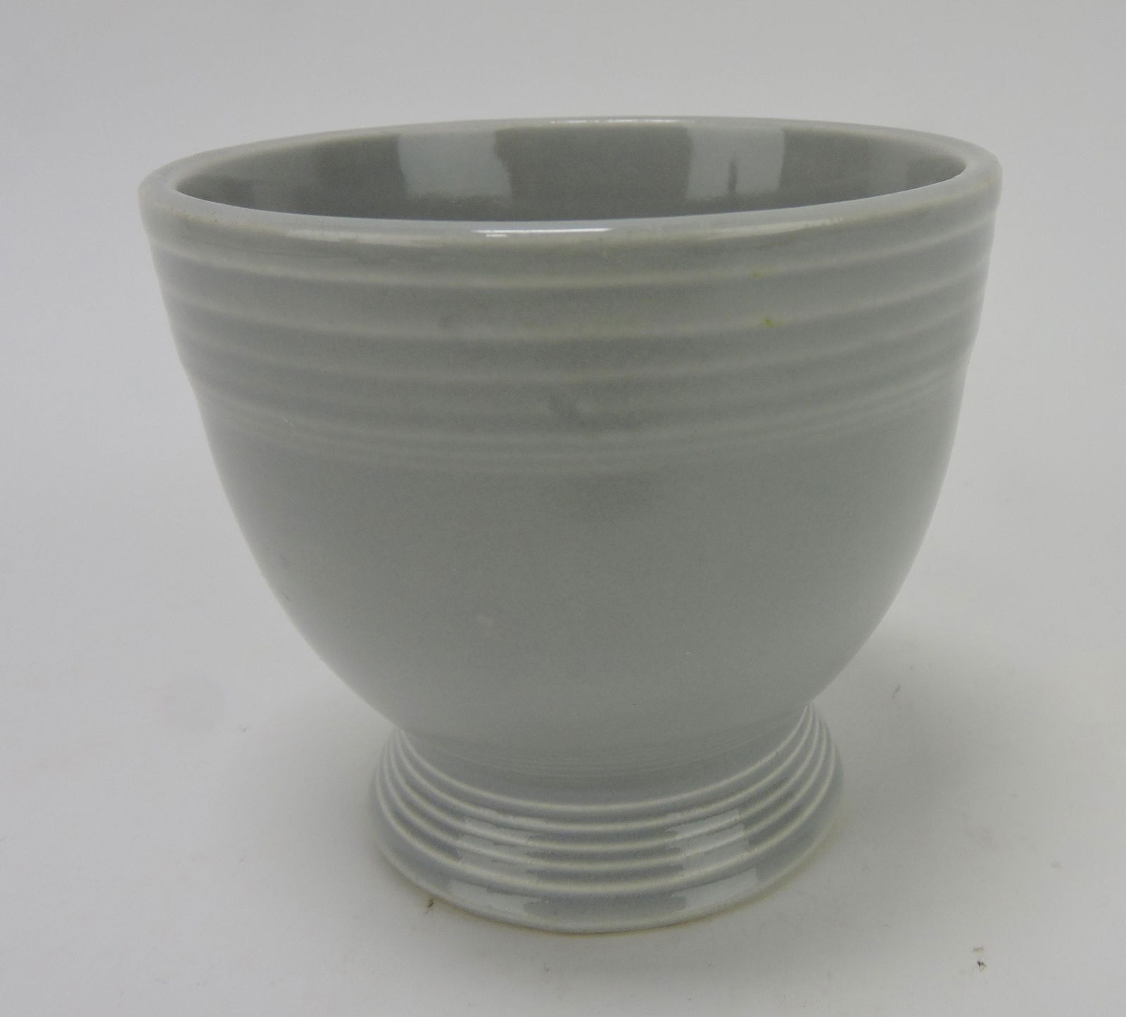 Fiesta egg cup, gray (1 of 1)