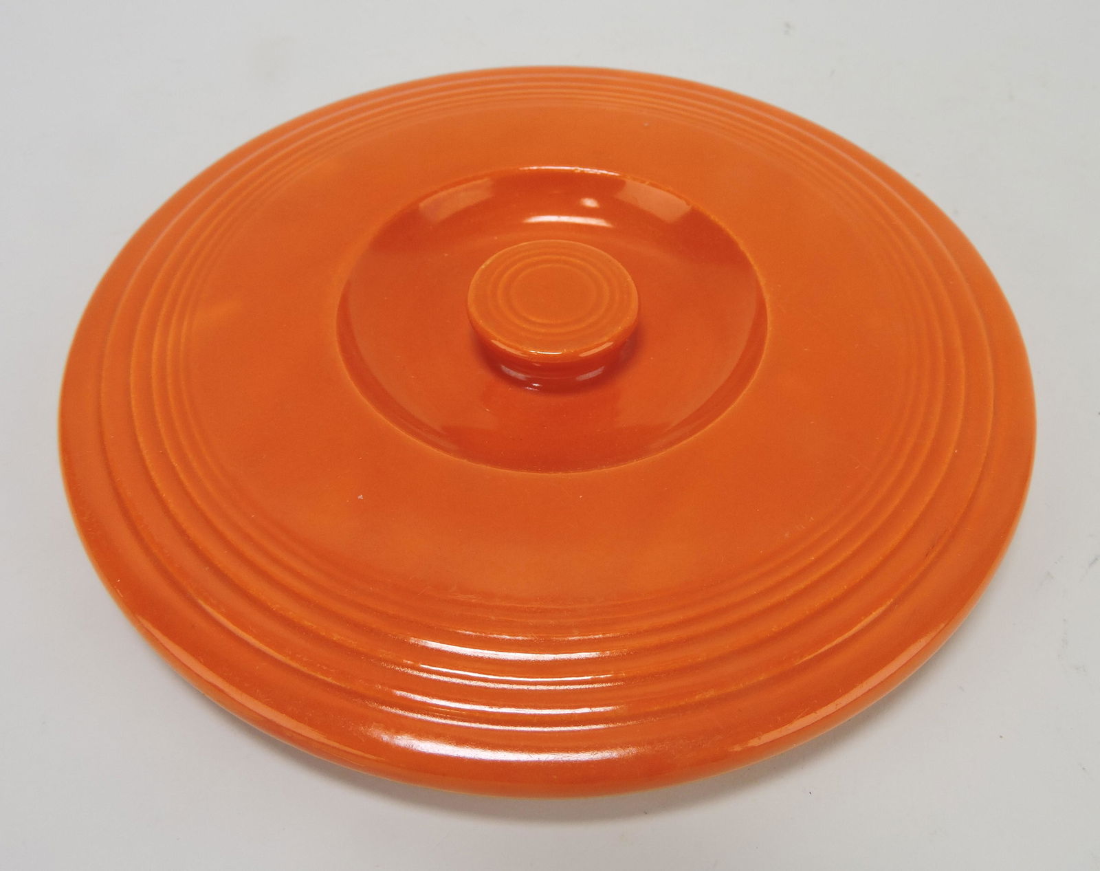 Fiesta #2 mixing bowl lid, red (1 of 1)