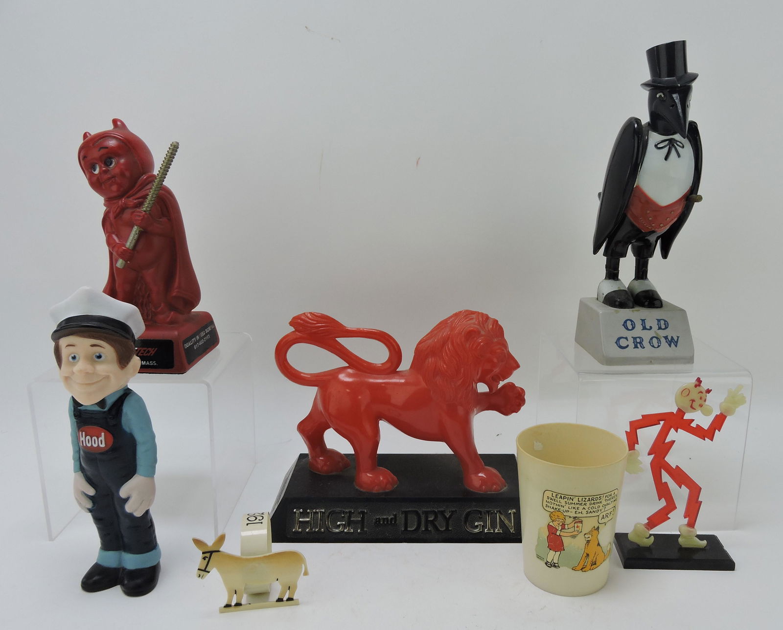 Lot of 7 plastic advertising premiums: (1 of 1)