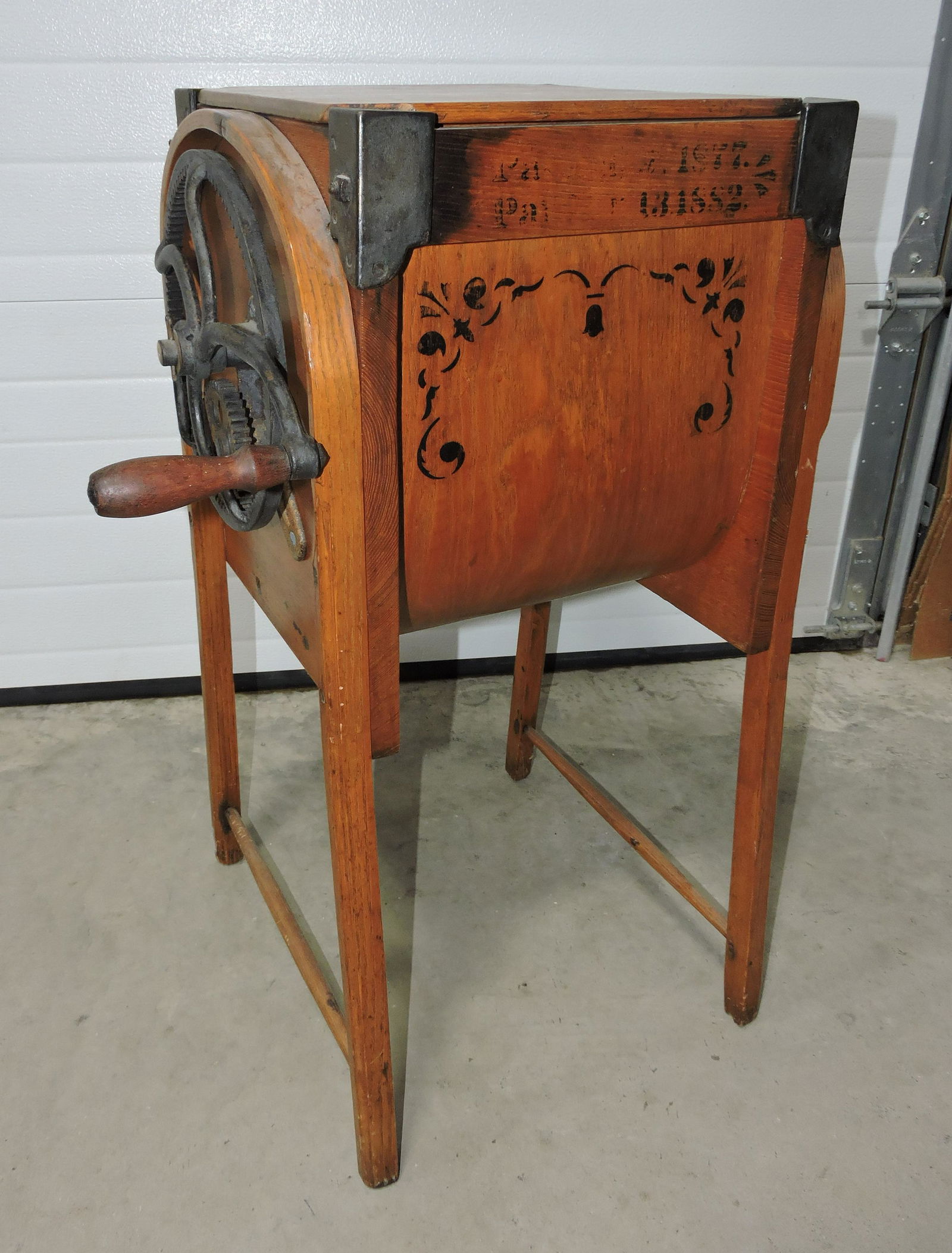 Bentwood floor model butter churn, (1 of 5)