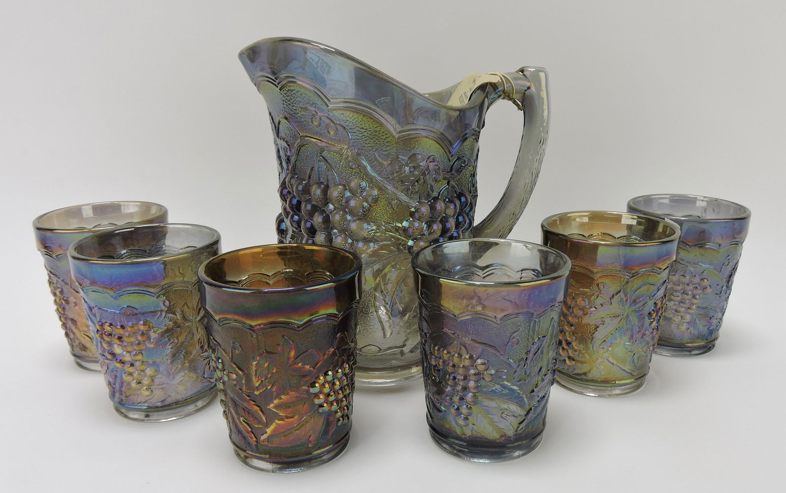 Imperial carnival glass grape pitcher (1 of 1)