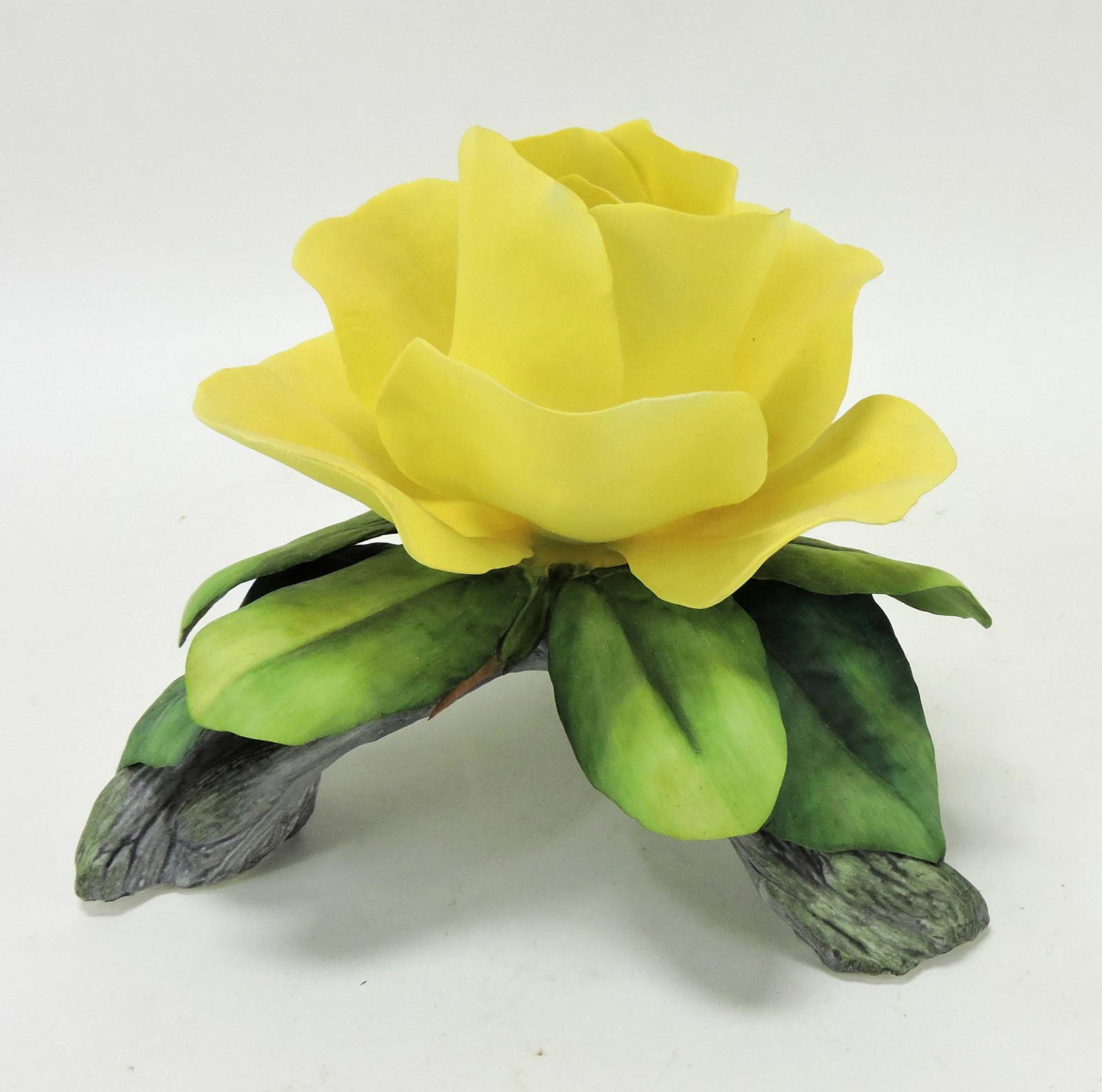 Boehm Yellow Elegance Rose Auction