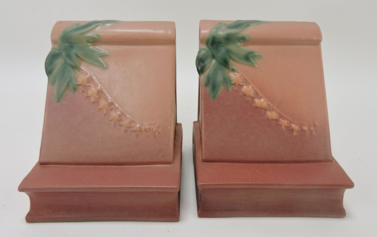 Roseville bleeding hearts pair of (1 of 1)