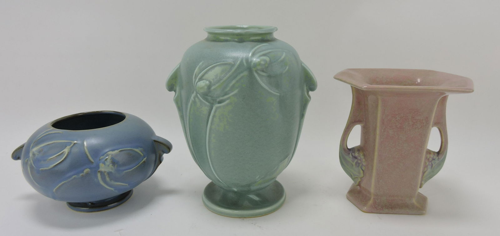 Roseville Lot Of 2 Teasel Vases, Auction