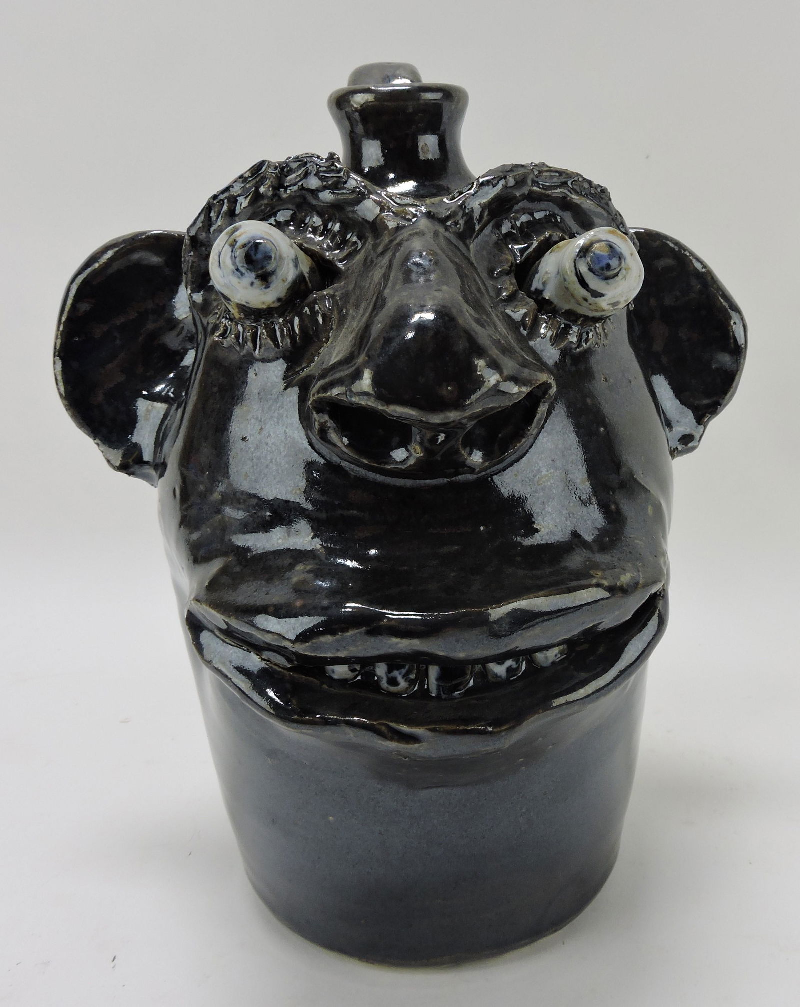 Jerry Brown pottery large face jug, (1 of 1)