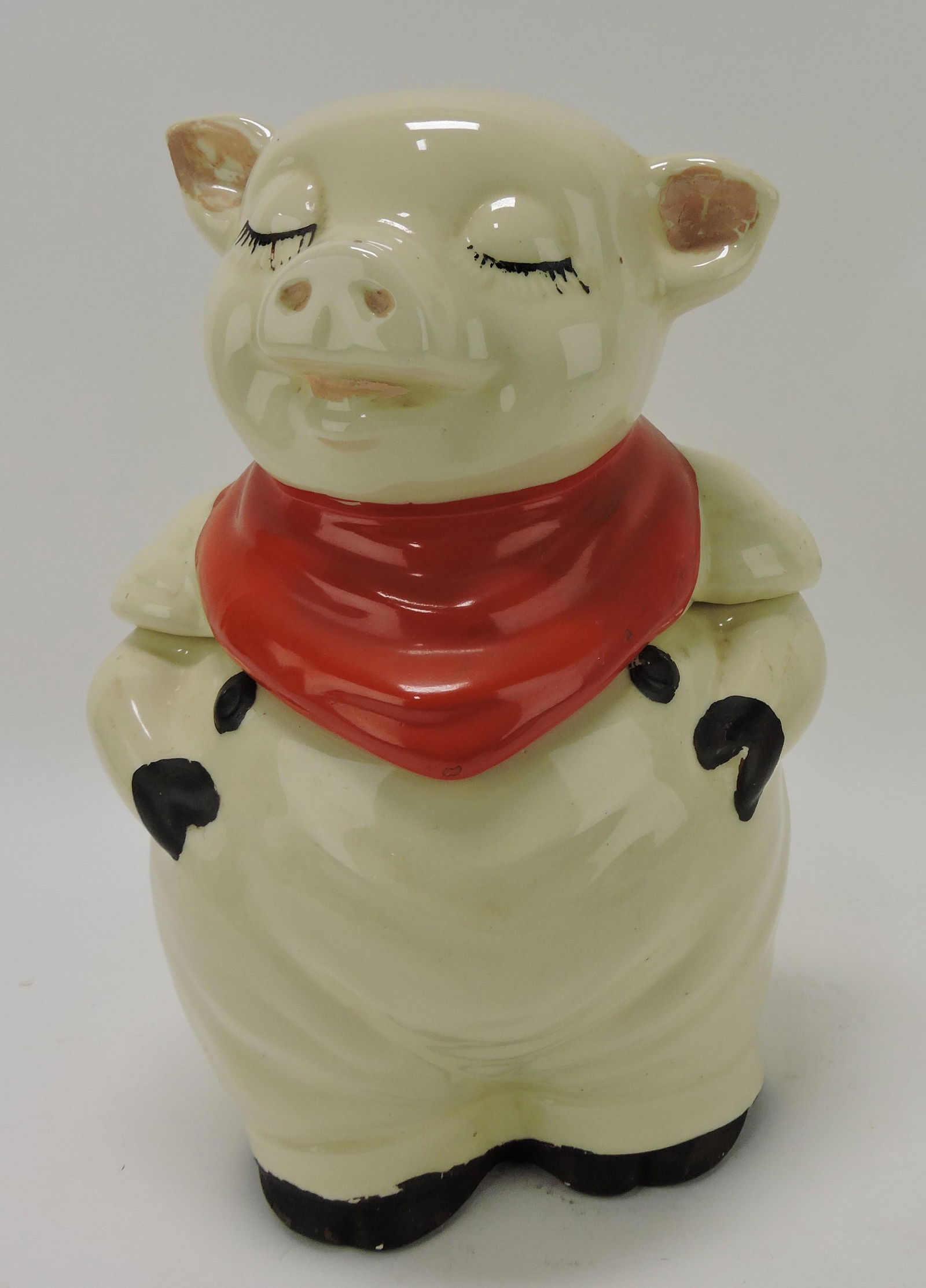 Shawnee Pottery Smiley Pig cookie (1 of 1)