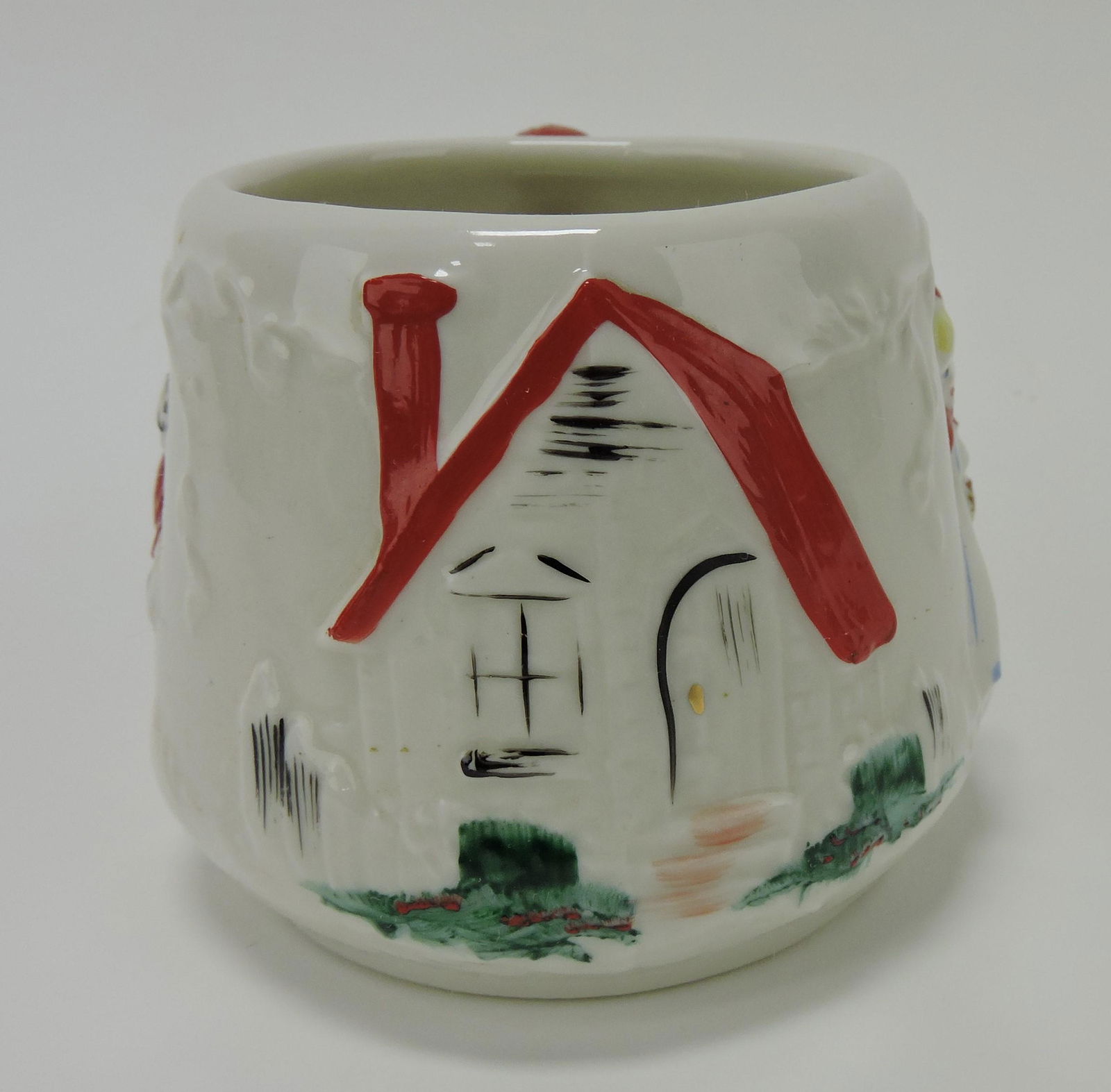 Hull Little Red Riding Hood rare mug (1 of 4)