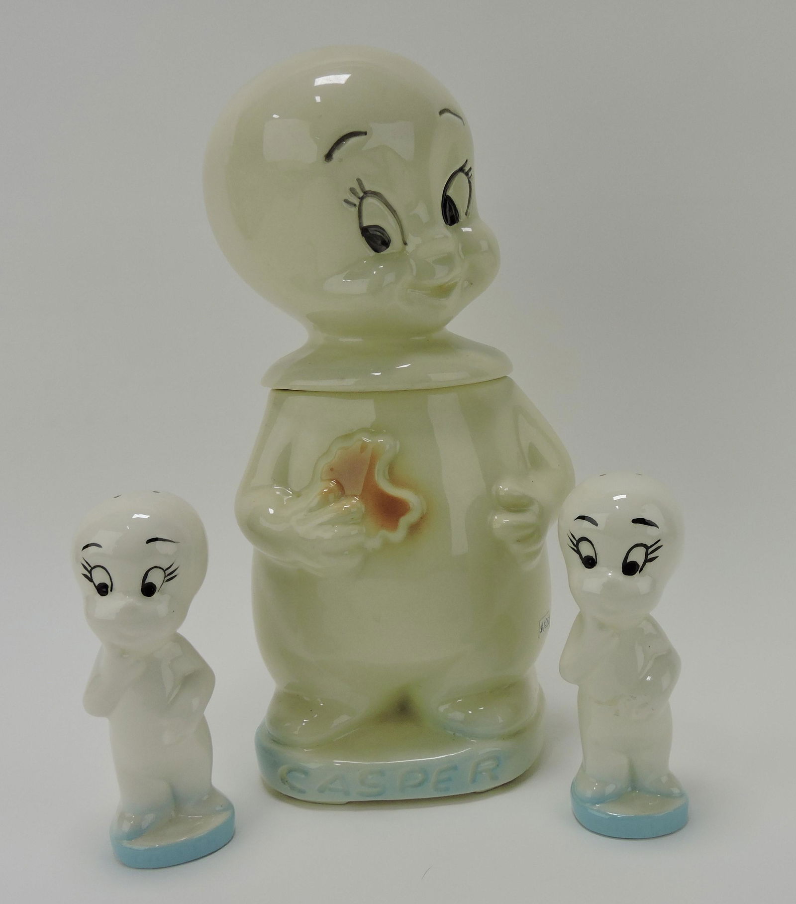 American Bisque Casper cookie (1 of 1)