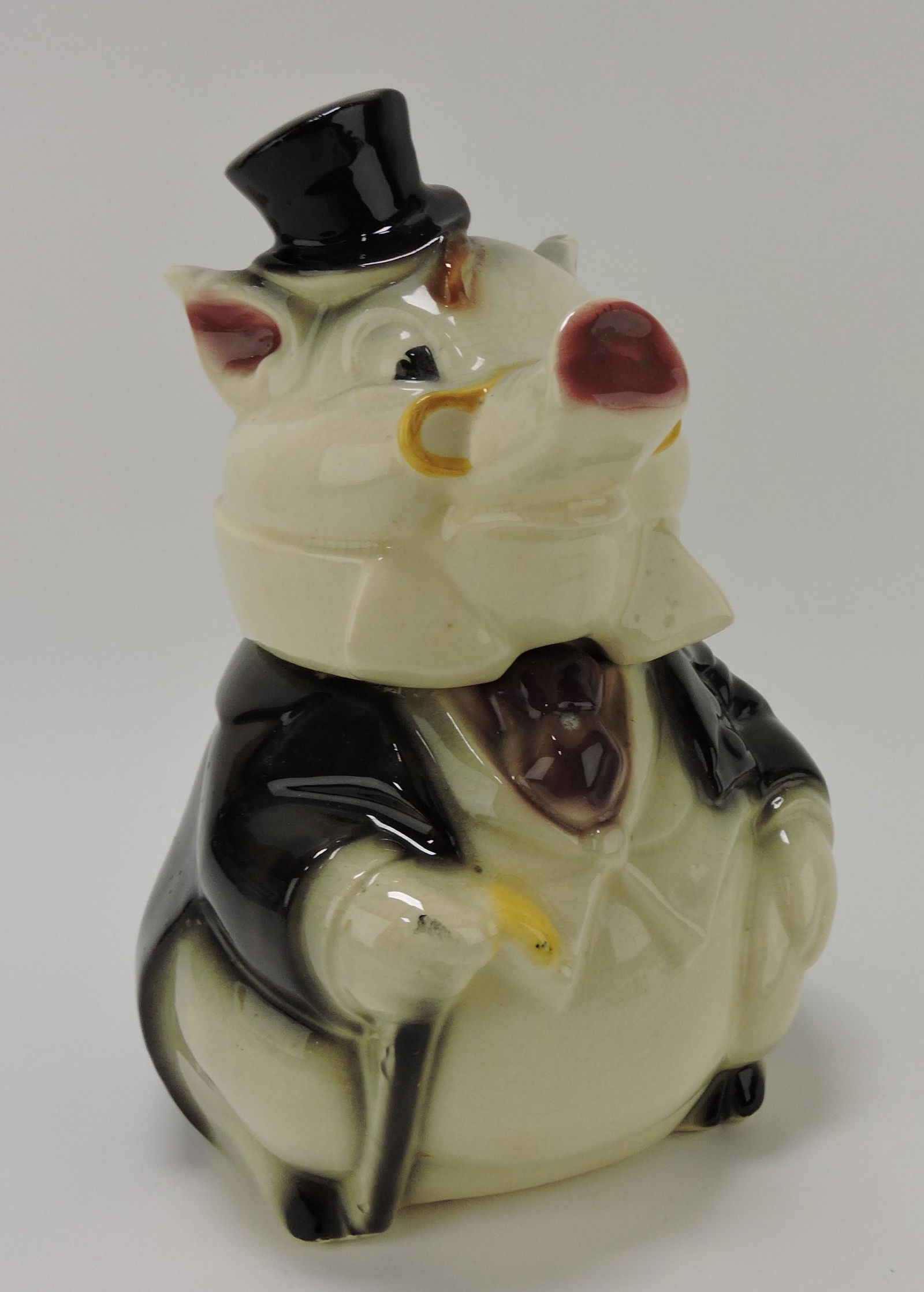Brush pig with top hat cookie jar; (1 of 1)