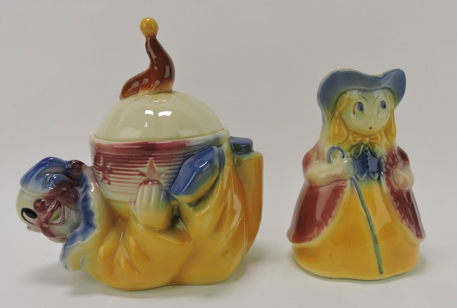 Shawnee clown cookie jar and Bo (1 of 1)