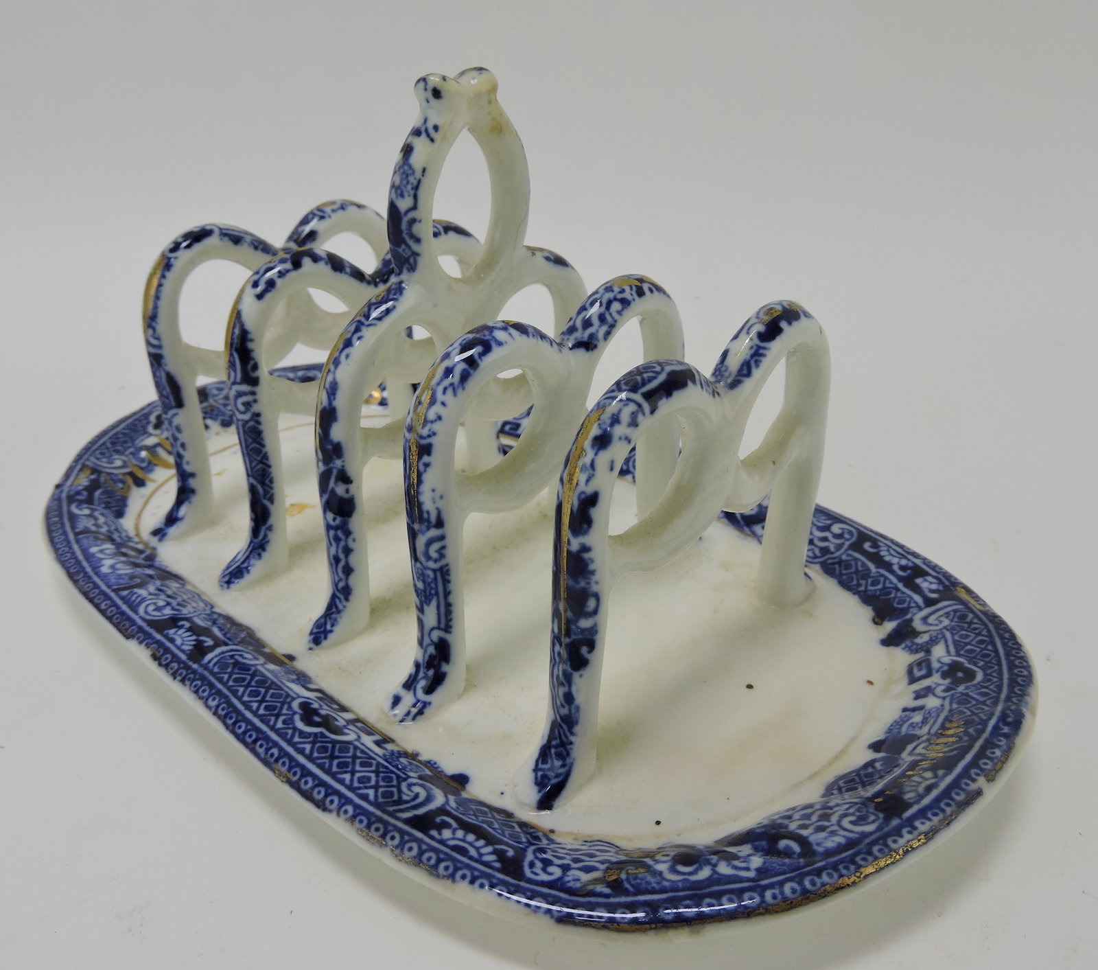 English Blue Willow Flow Blue toast: rack, 8 1/4"w