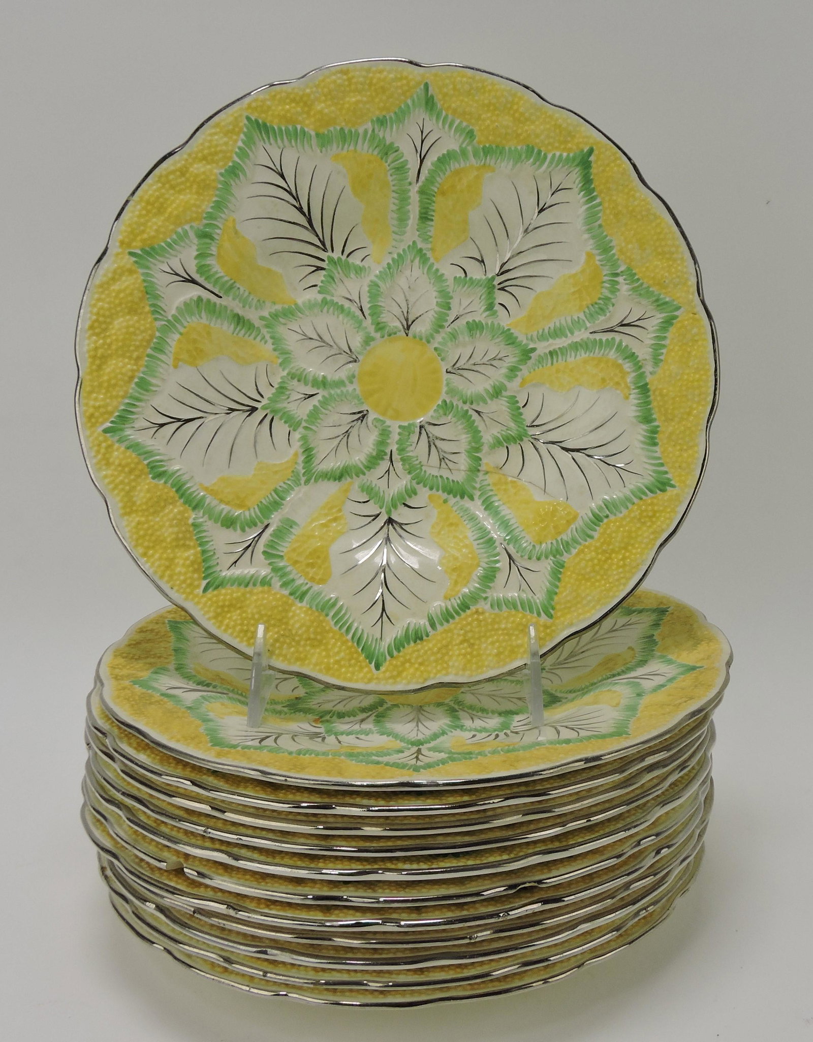 Wedgwood set of 12 - 9" cauliflower: plates, some nicks, chips, hairline