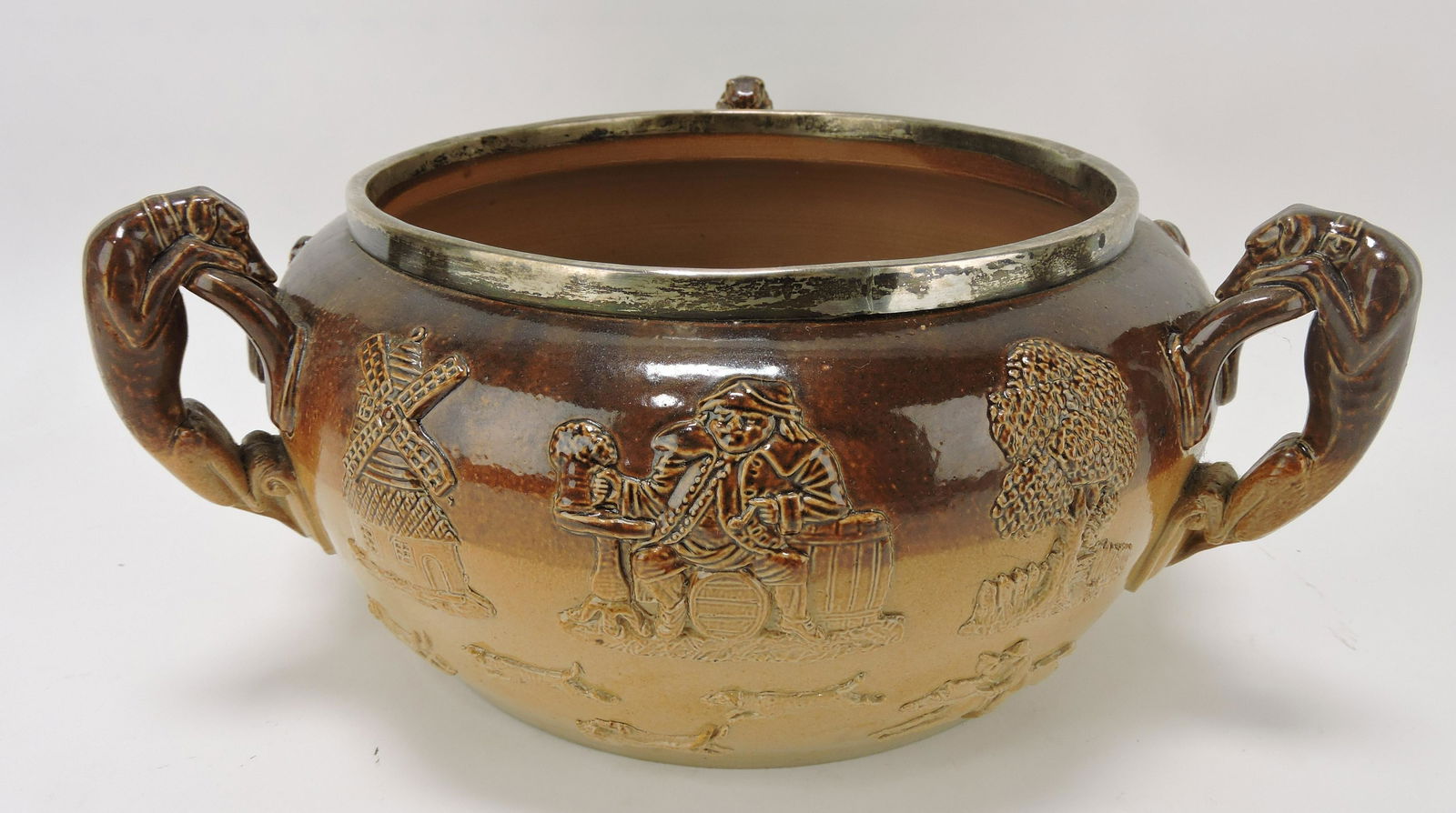 Doulton Lambeth large bowl with three (1 of 2)