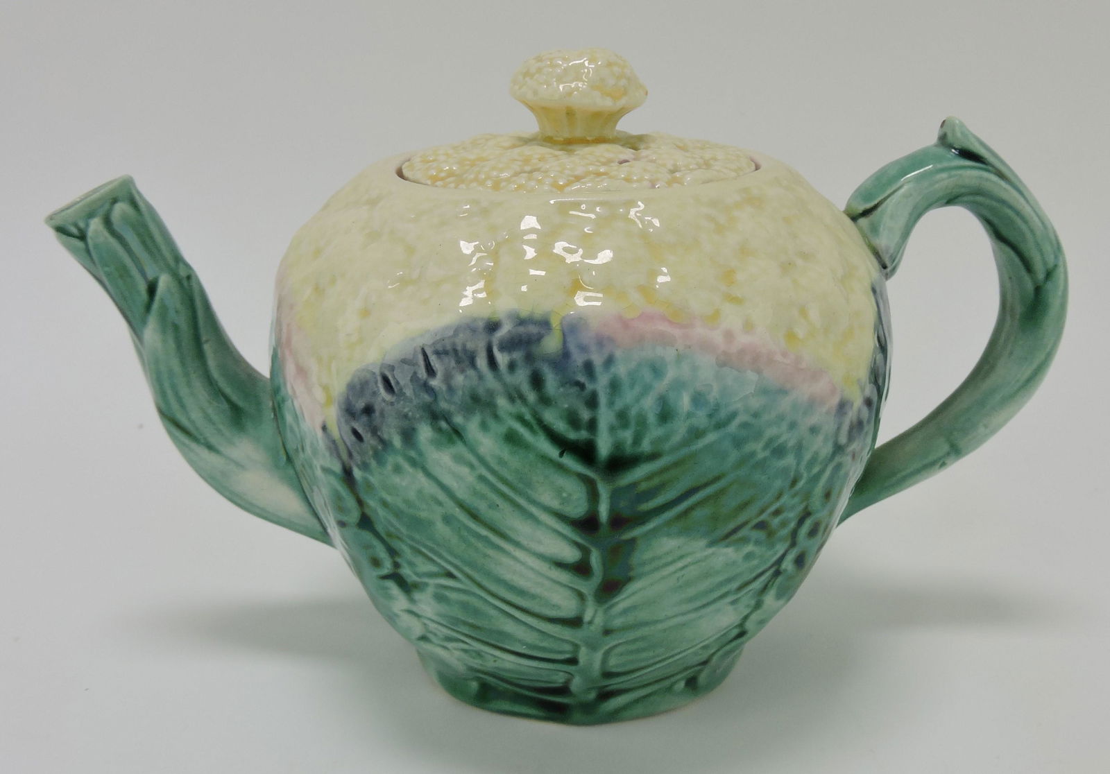 Etruscan majolica cauliflower teapot,: great color