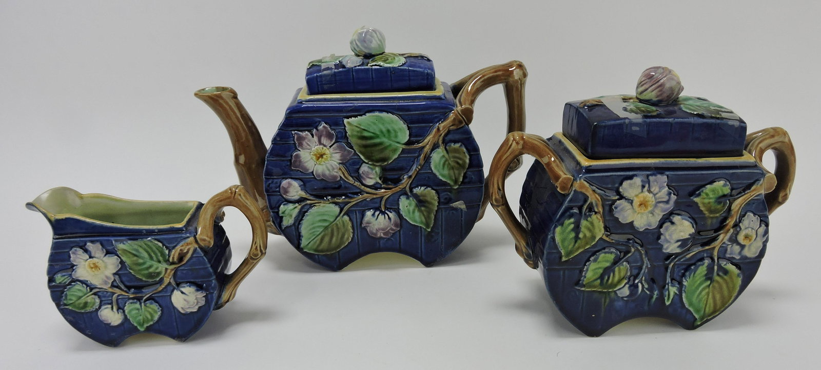 Majolica cobalt flat sided floral 3 piece (1 of 1)