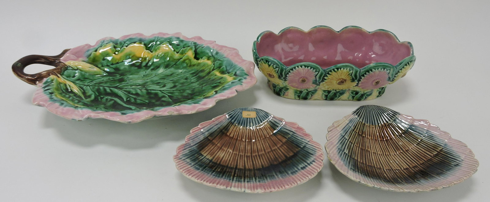 Etruscan majolica lot of 4 pieces: (1 of 1)