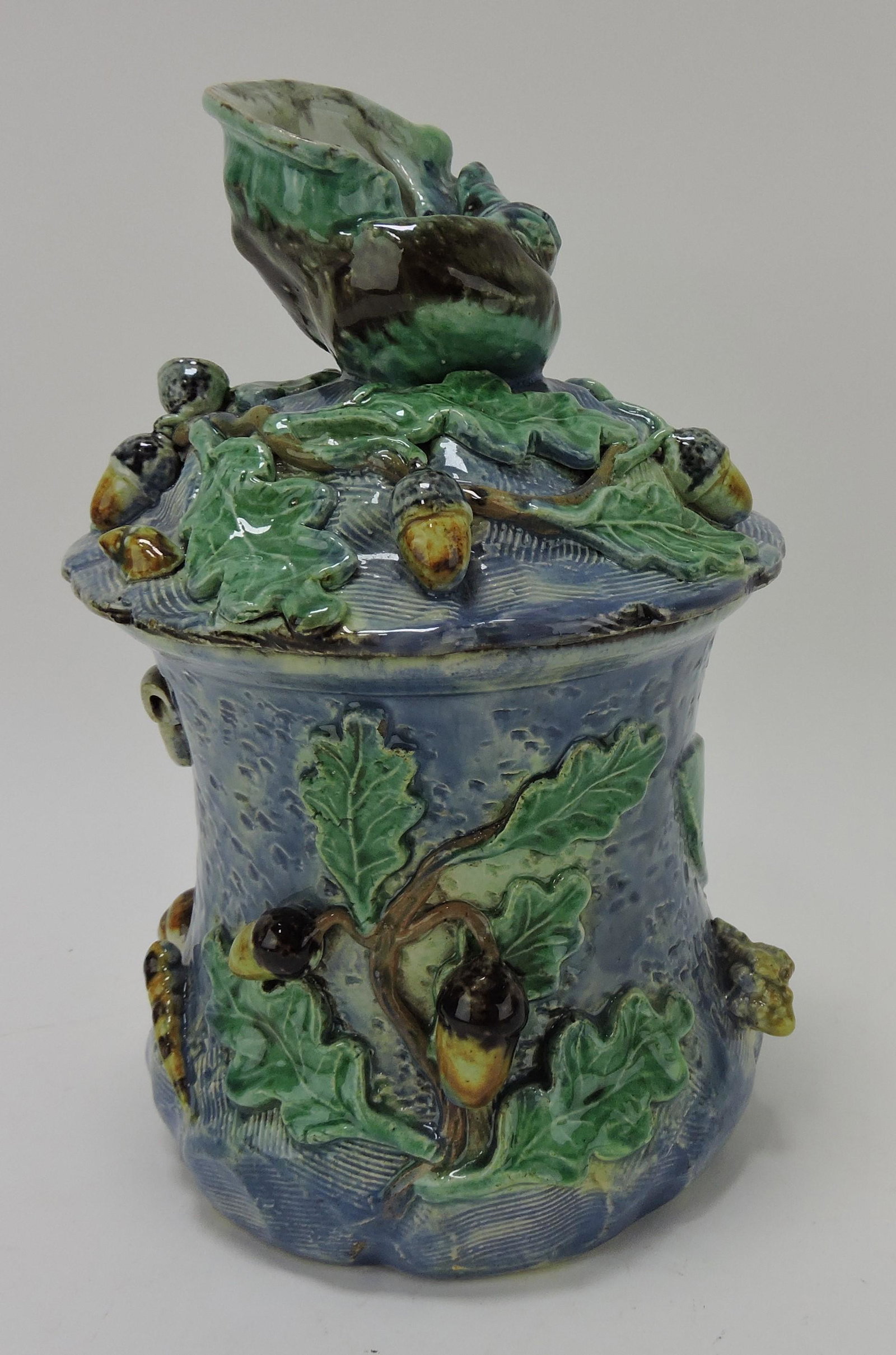 French Palissy humidor decorated with (1 of 6)