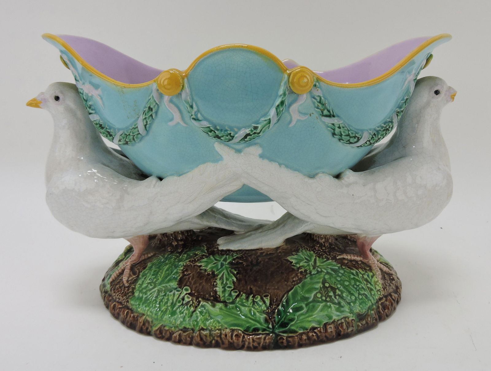 George Jones majolica 'Doves' (1 of 4)