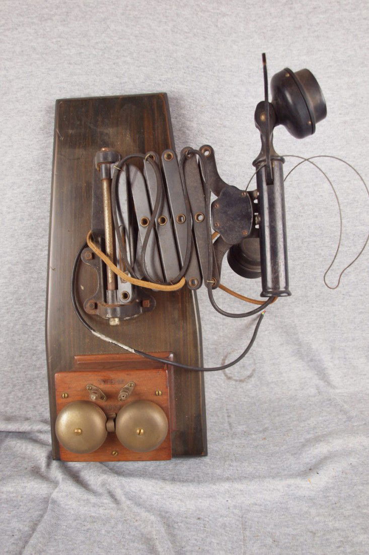 Western Electric scissor railroad telephone and ri: Western Electric scissor railroad telephone and ringer box