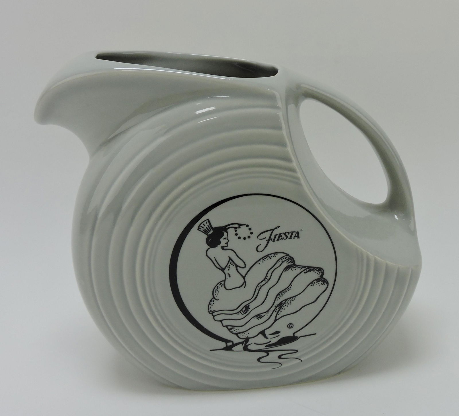 Fiesta Post 86 disc water pitcher, (1 of 1)