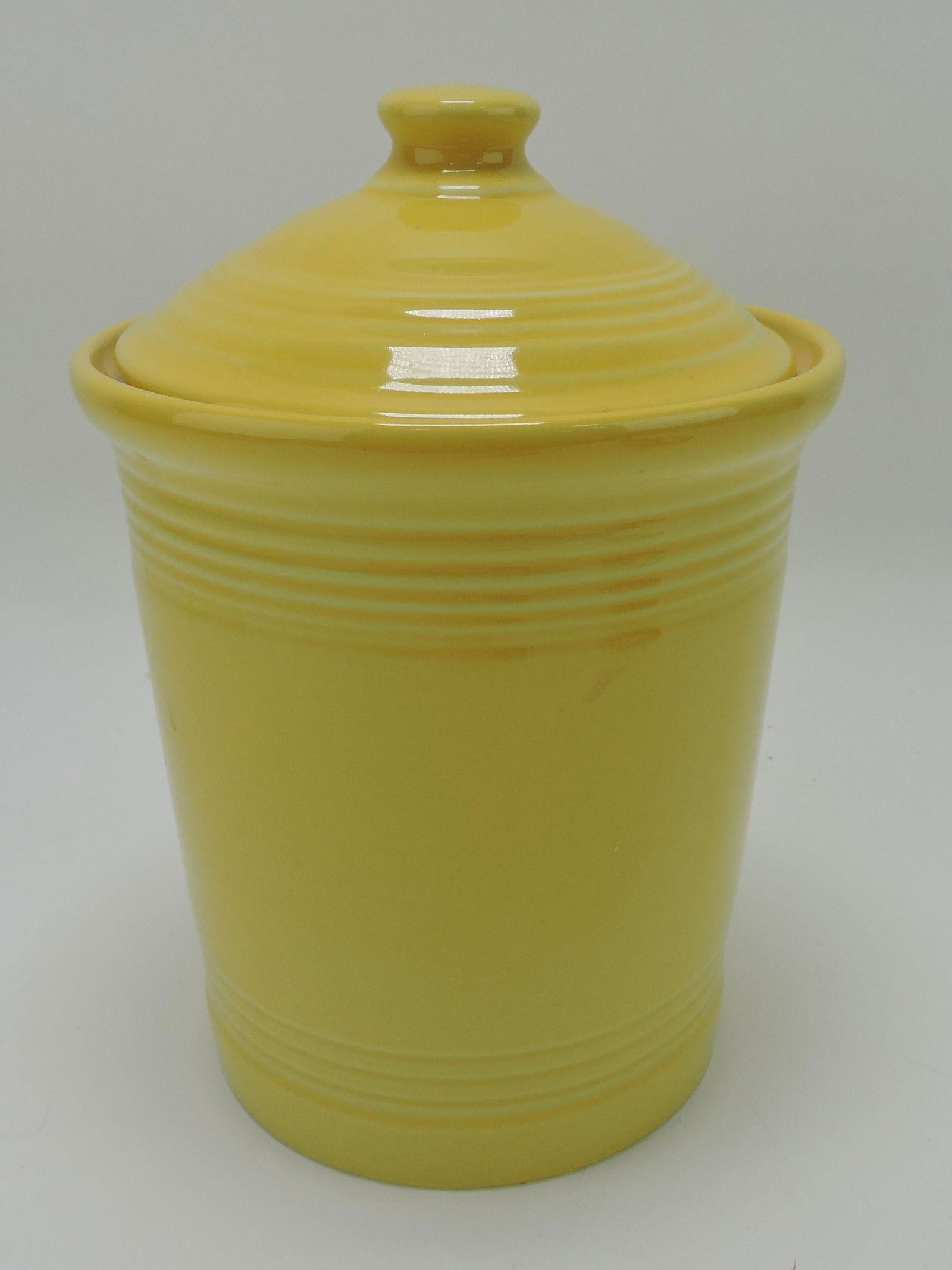 Fiesta Post 86 9" canister, sunflower (1 of 1)