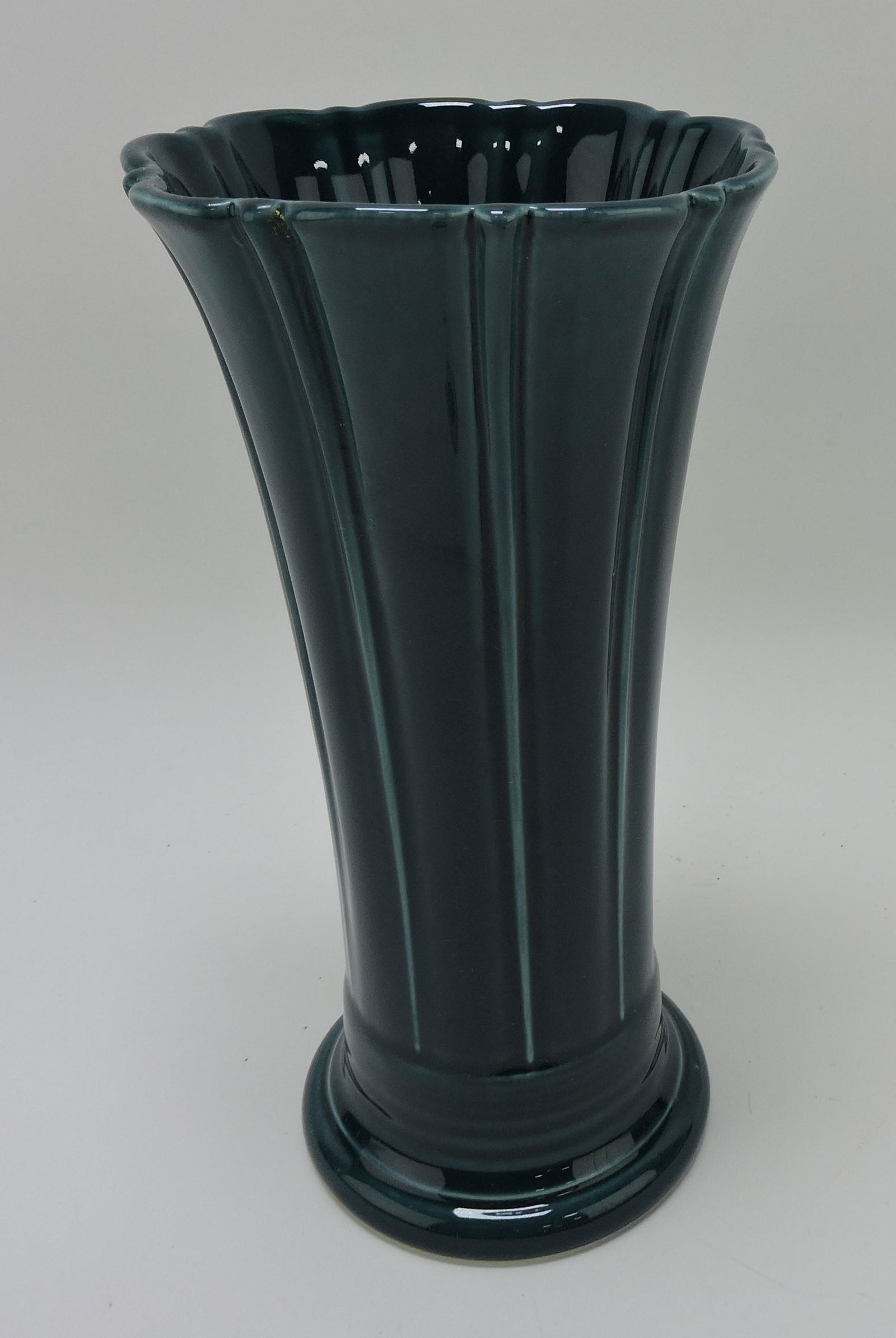 Fiesta Post 86 medium flower vase, (1 of 1)