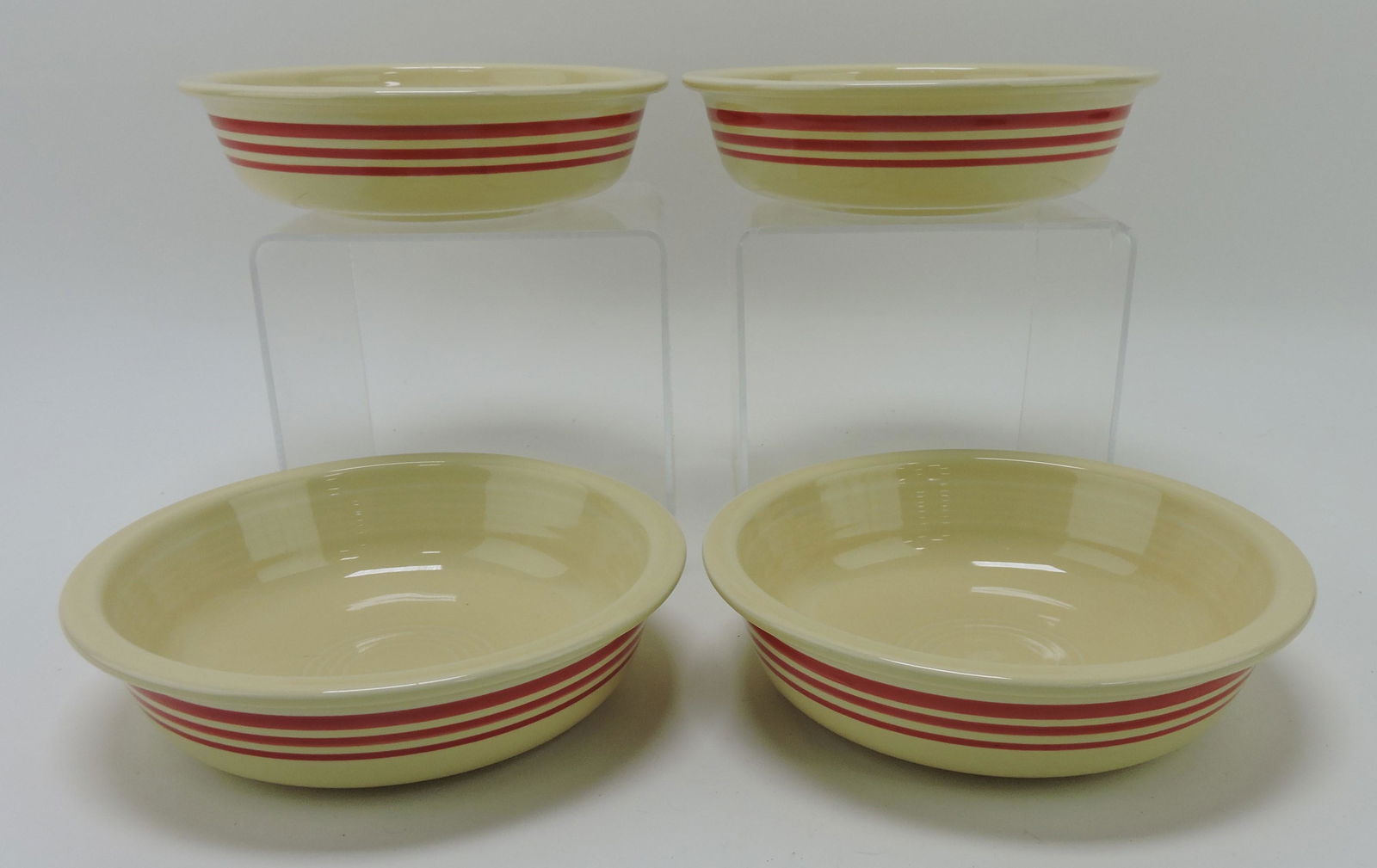 Fiesta Post 86 ivory with red stripe (1 of 1)