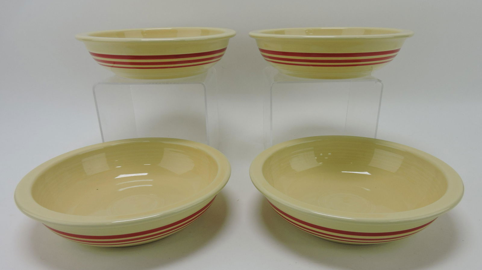 Fiesta Post 86 ivory with red stripe (1 of 1)