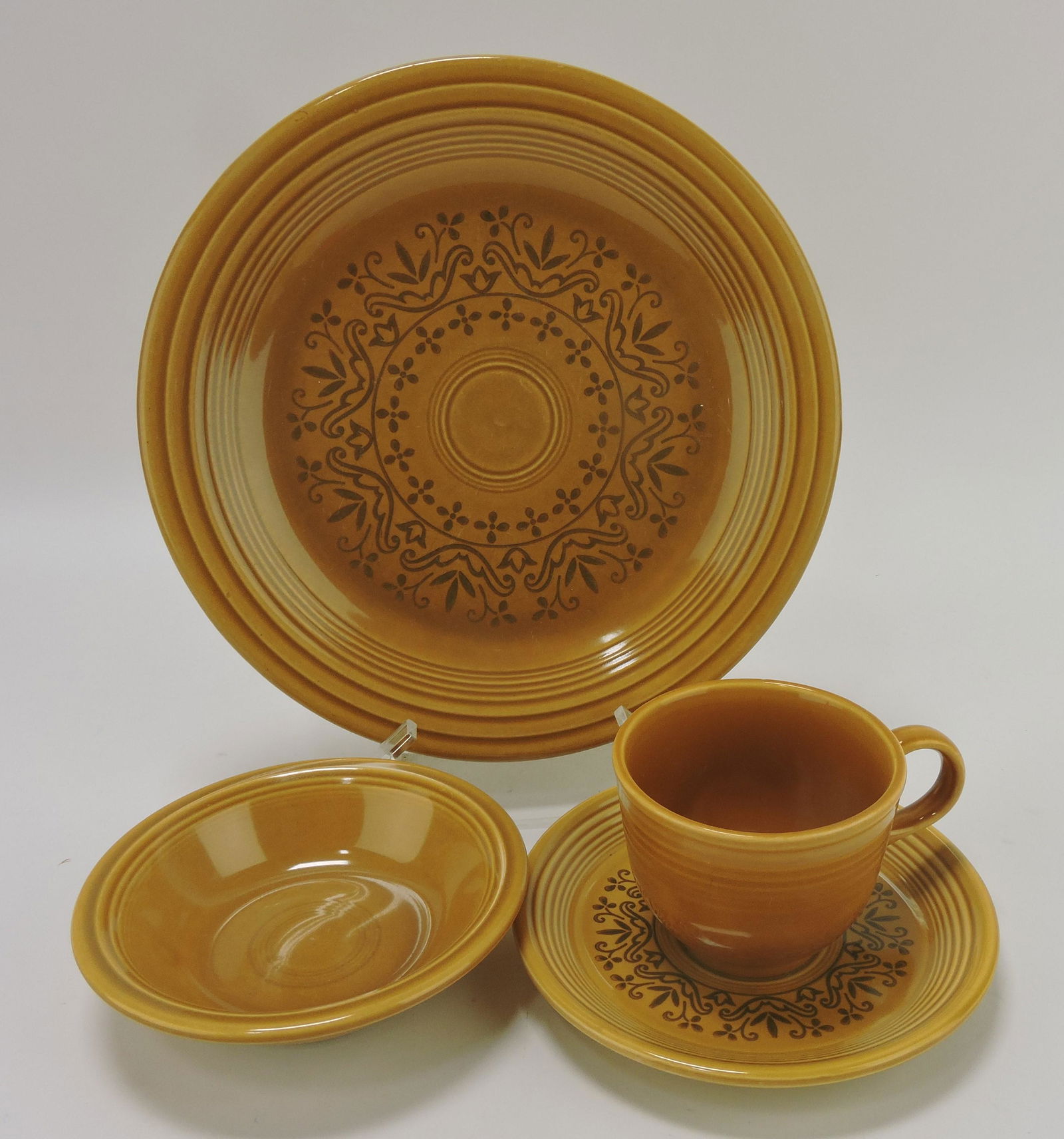 Fiesta Ironstone/Casualtone 4 pc (1 of 1)