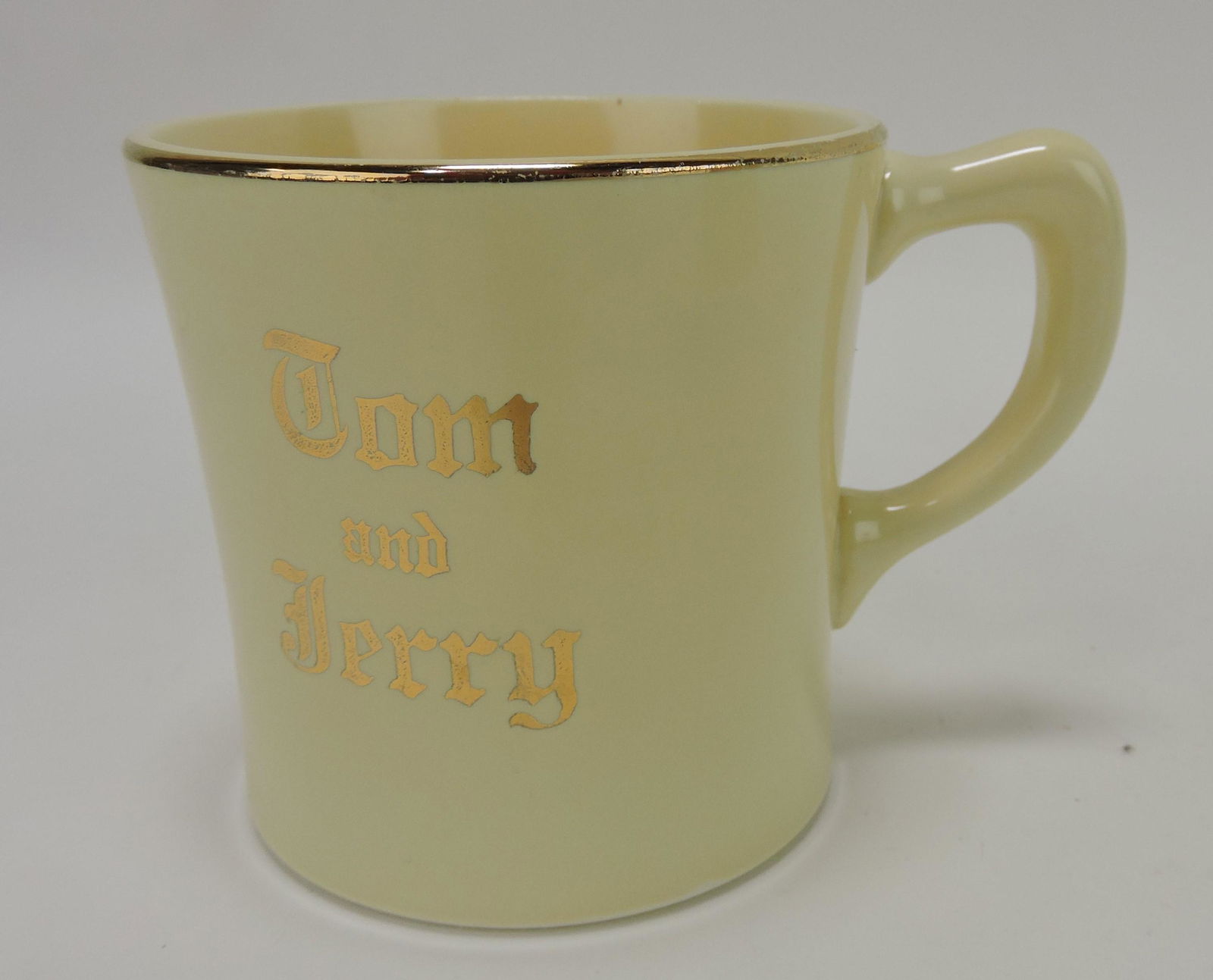 Fiesta Tom & Jerry set of 14 -: D handled mugs