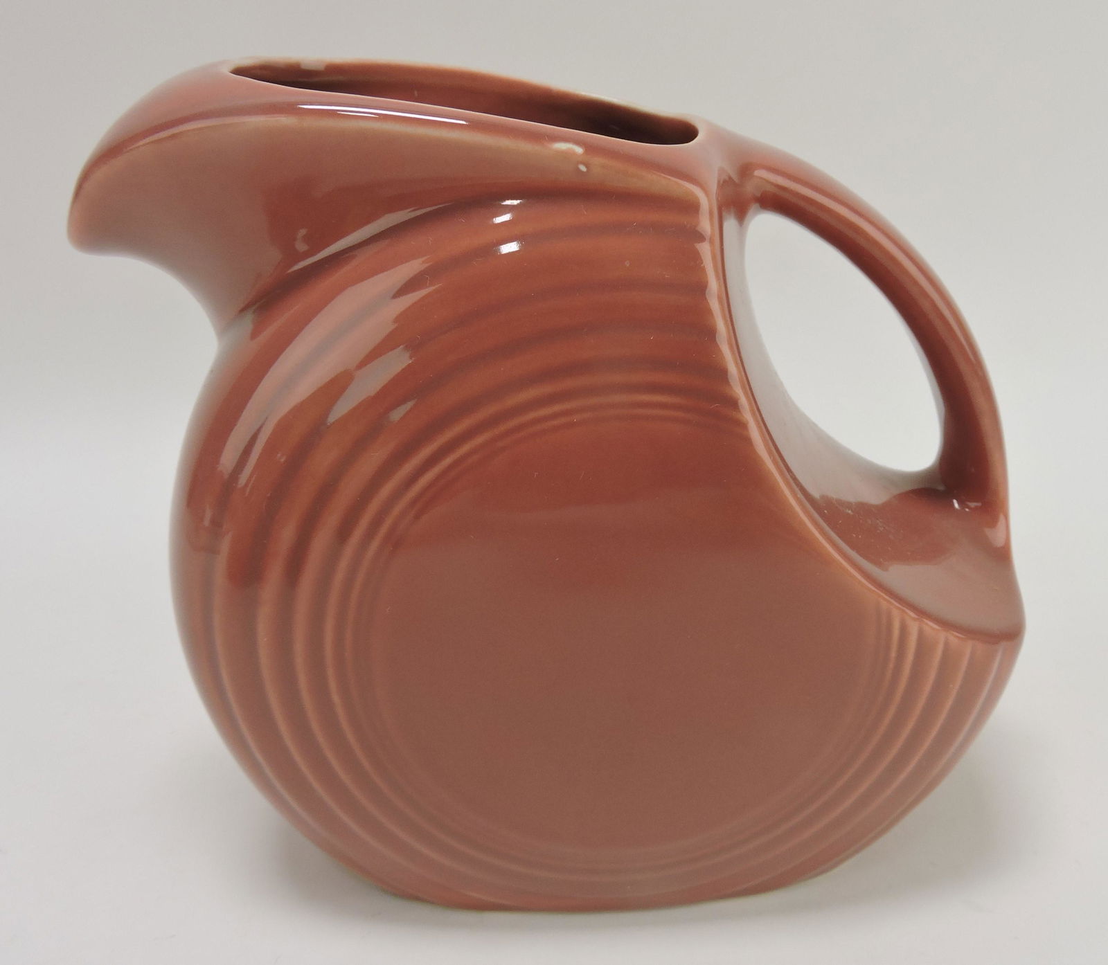 Fiesta disc water pitcher, rose (1 of 1)