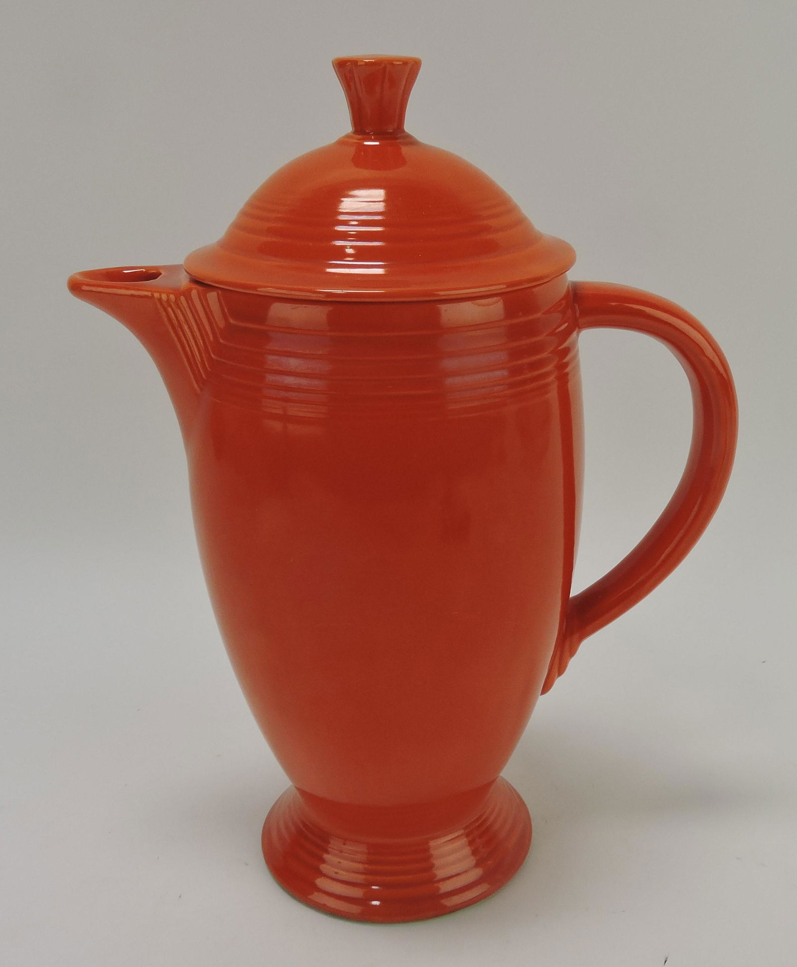 Fiesta coffee pot, red (1 of 1)