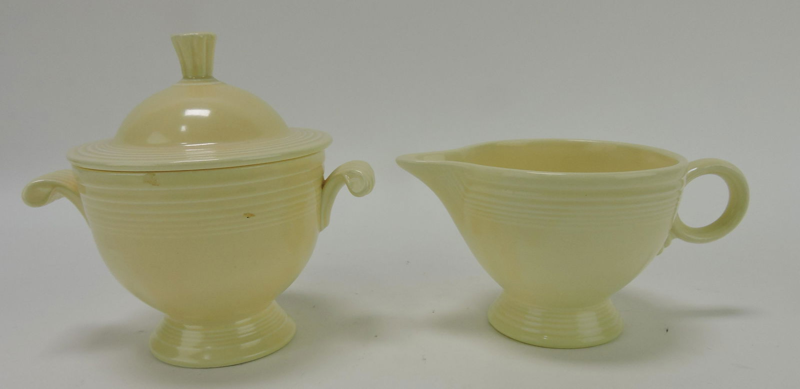 Fiesta cream & sugar, ivory: .