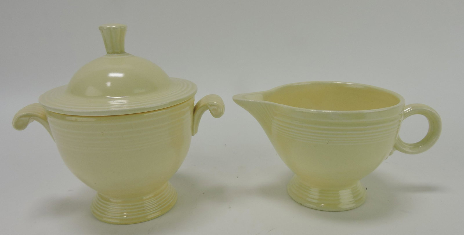 Fiesta cream & sugar, ivory: .
